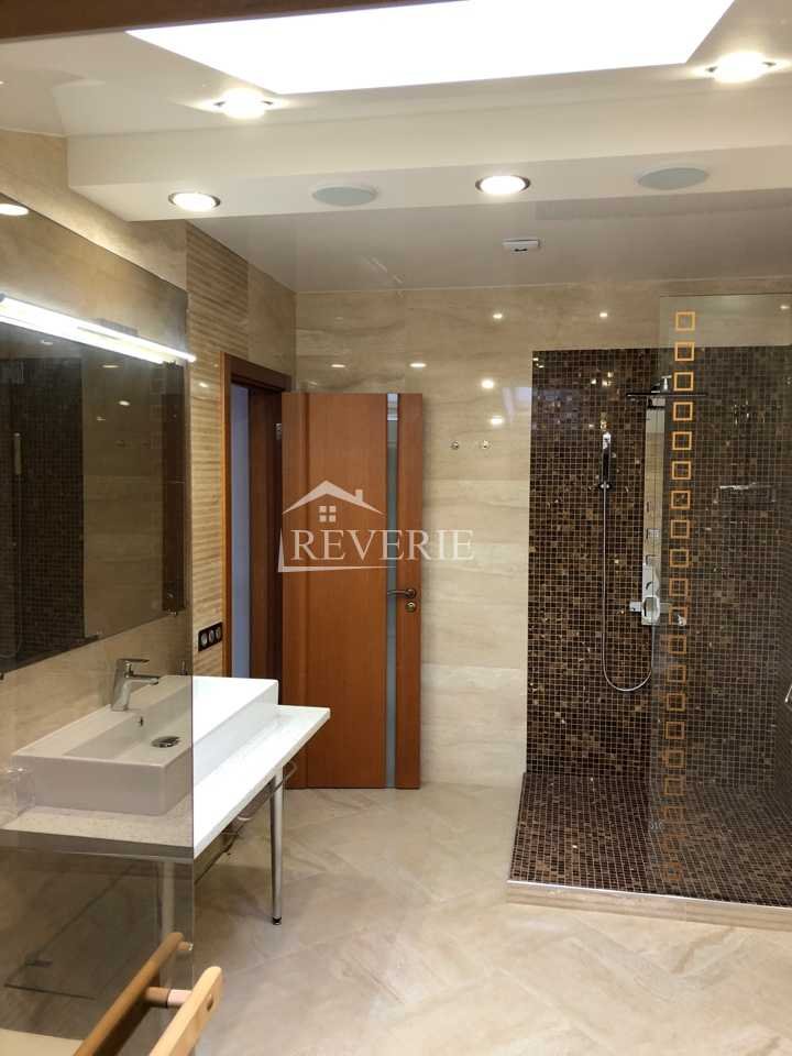 14-13-12-11-10-9-8-7-6-5-4-3-2-1-0-39148.  Se vinde Comercial Manta 180000€
