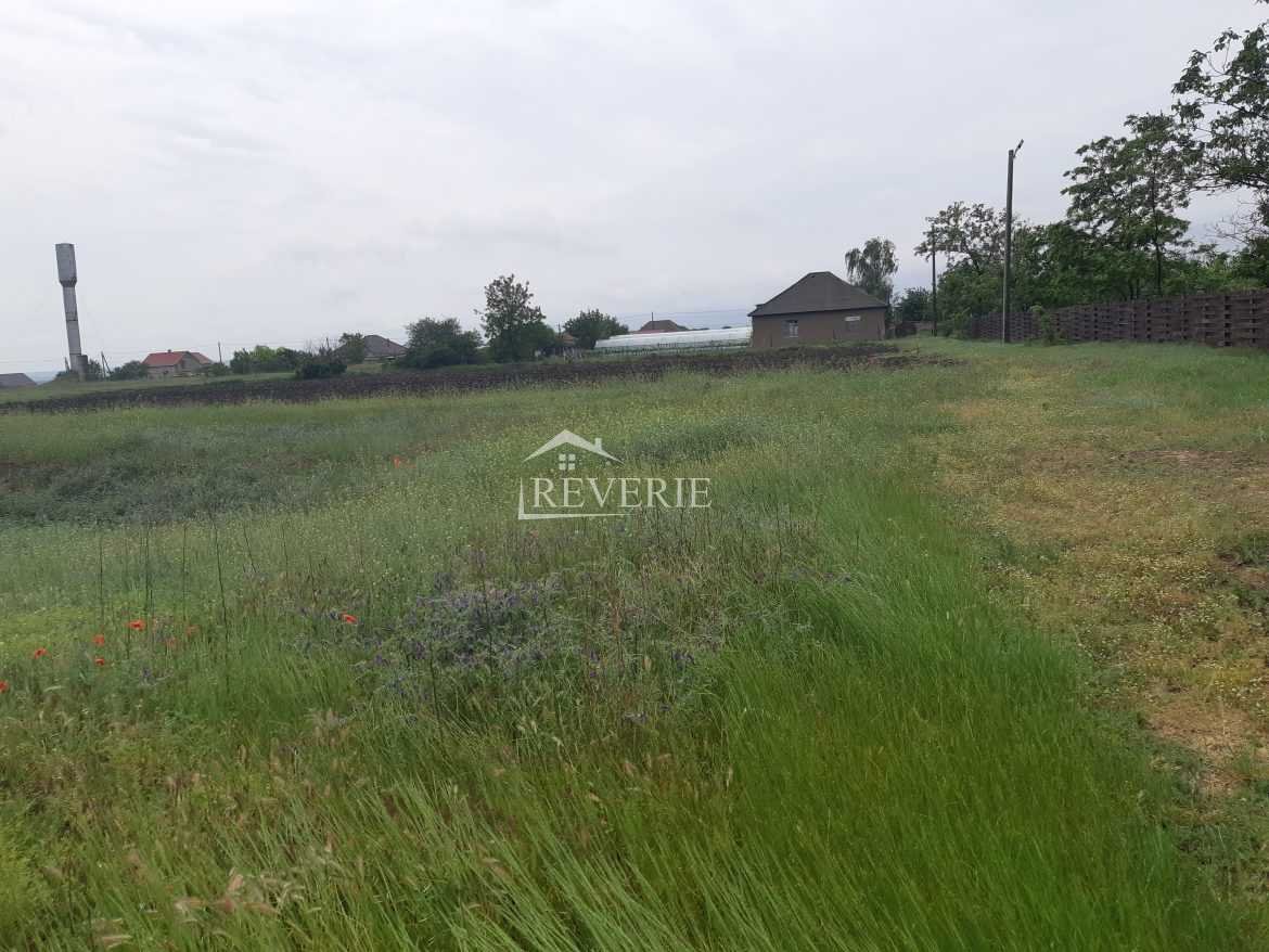 3-2-1-0-40140.  For Sale Land for construction Pascani 40000€