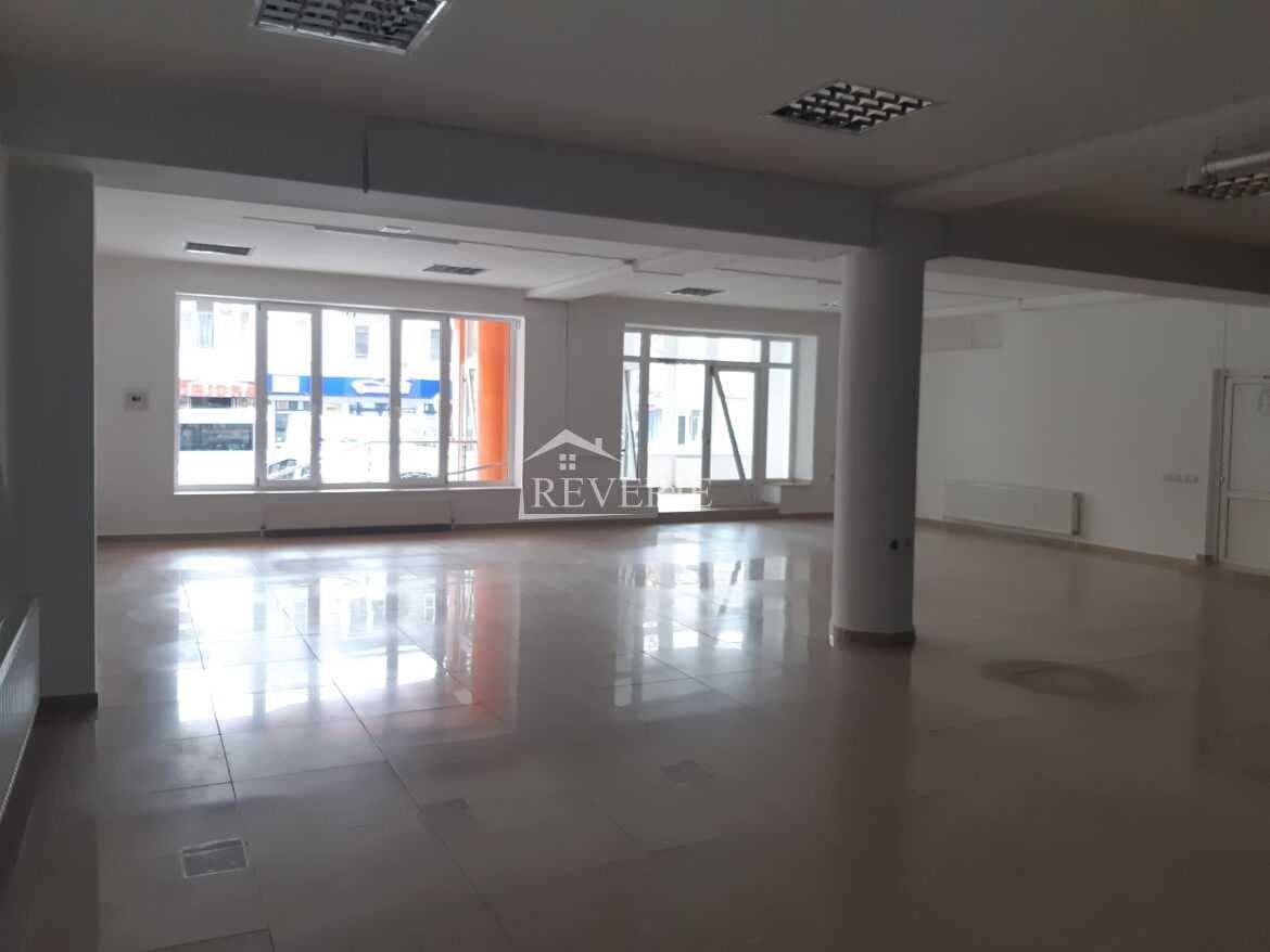 3-2-1-0-46490.  Se vinde Comercial Cahul,  Centru 400000€