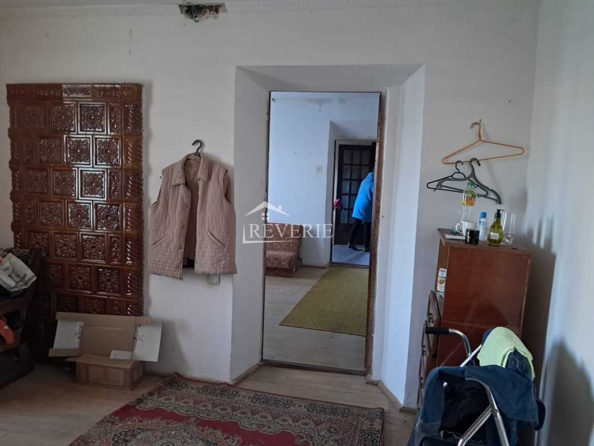 2-1-0-50095.  For Sale House Cahul,  Bus station 50000€