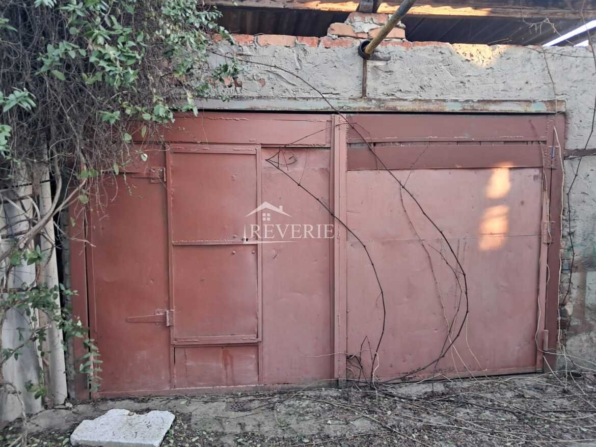 12-11-10-9-8-7-6-5-4-3-2-1-0-50095.  For Sale House Cahul,  Bus station 50000€