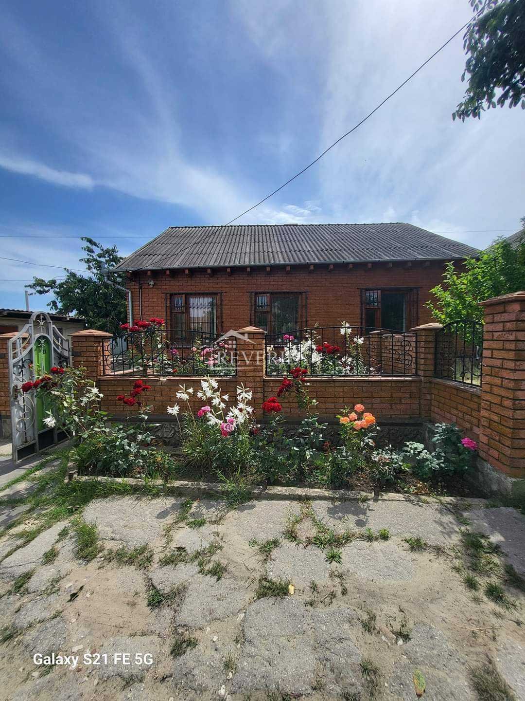 6-5-4-3-2-1-0-54968.  Se vinde Jumătate de Casă Cahul,  Lipovanca 40000€