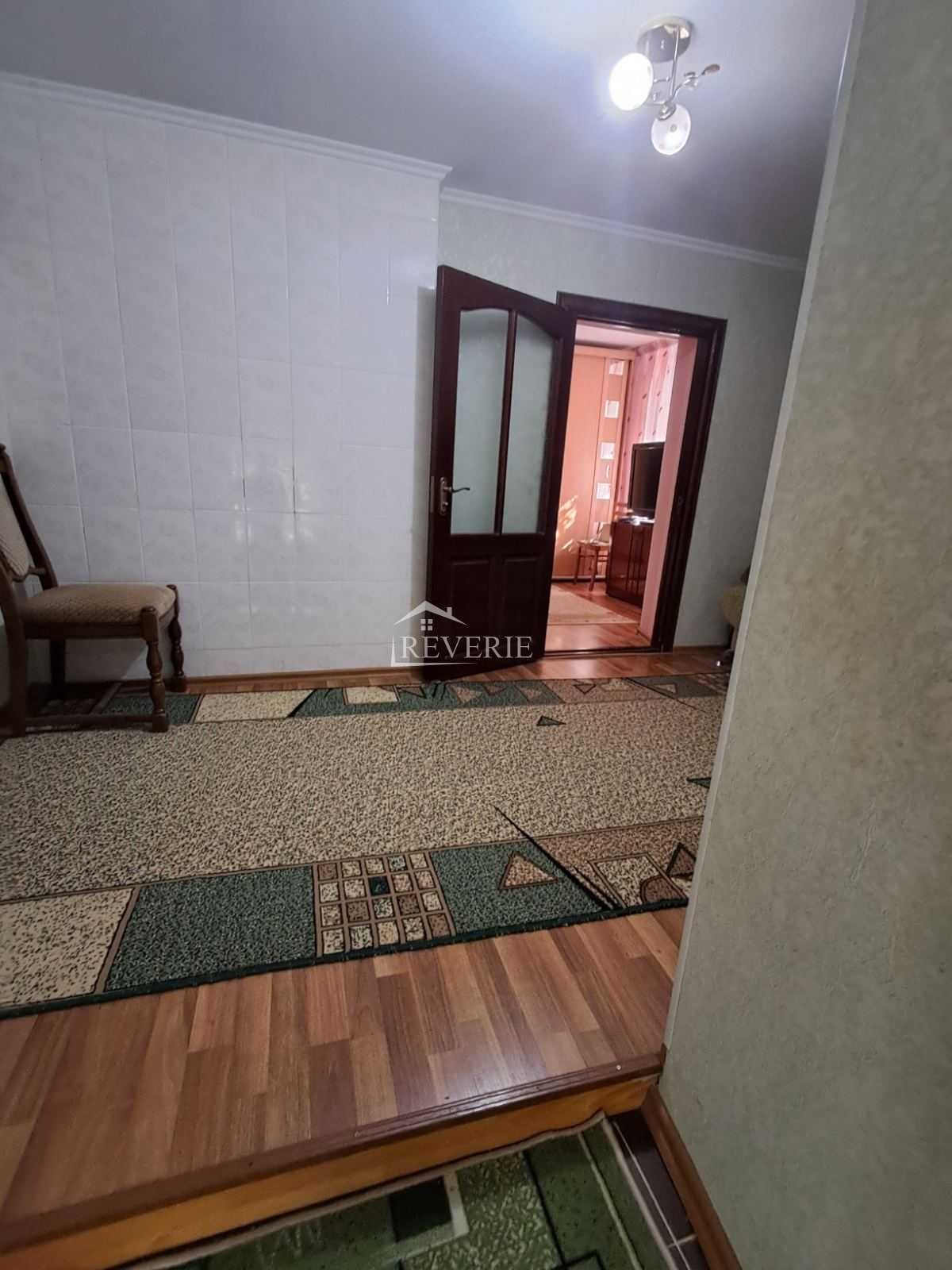 1-0-55820.  Se vinde Casă Кагул,  Centru 55000€