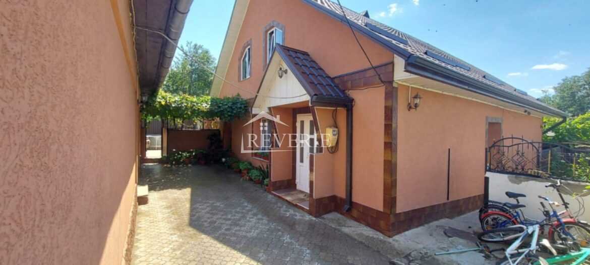 0-56884.  Продается Дом Кахул,  Центр 130000€