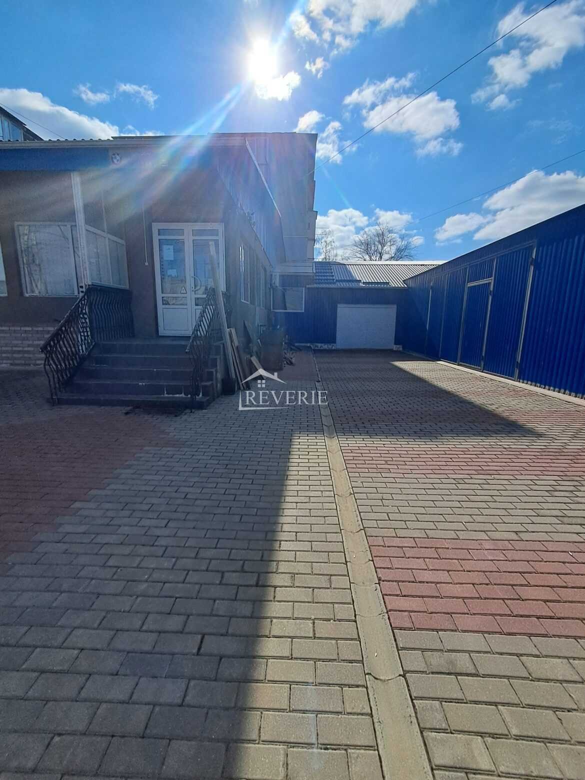 1-0-57136. Продается Магазин Кахул, Центр-Поликлиника 300000€