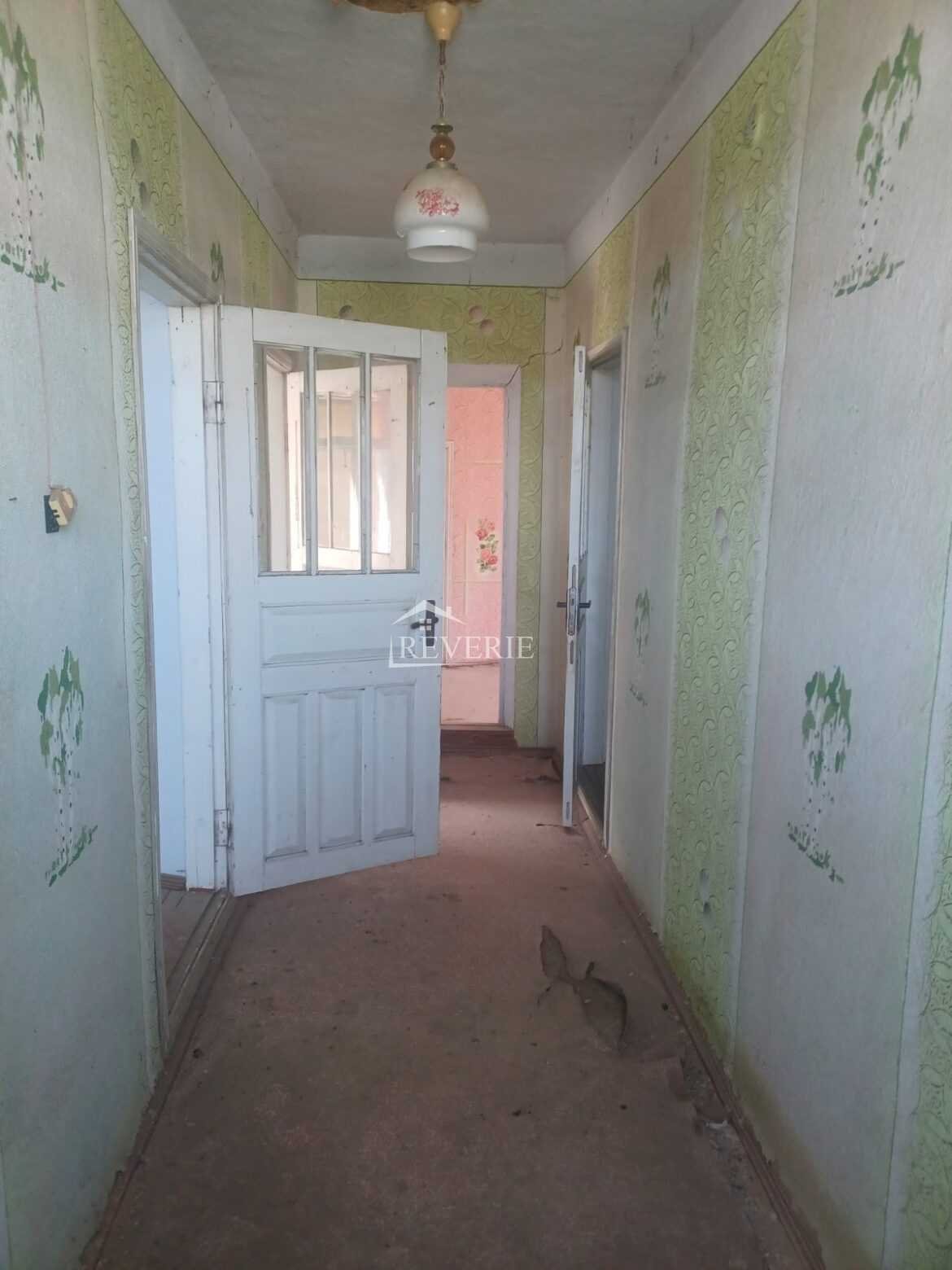 3-2-1-0-57605.  Se vinde Casă Moscovei 7000€
