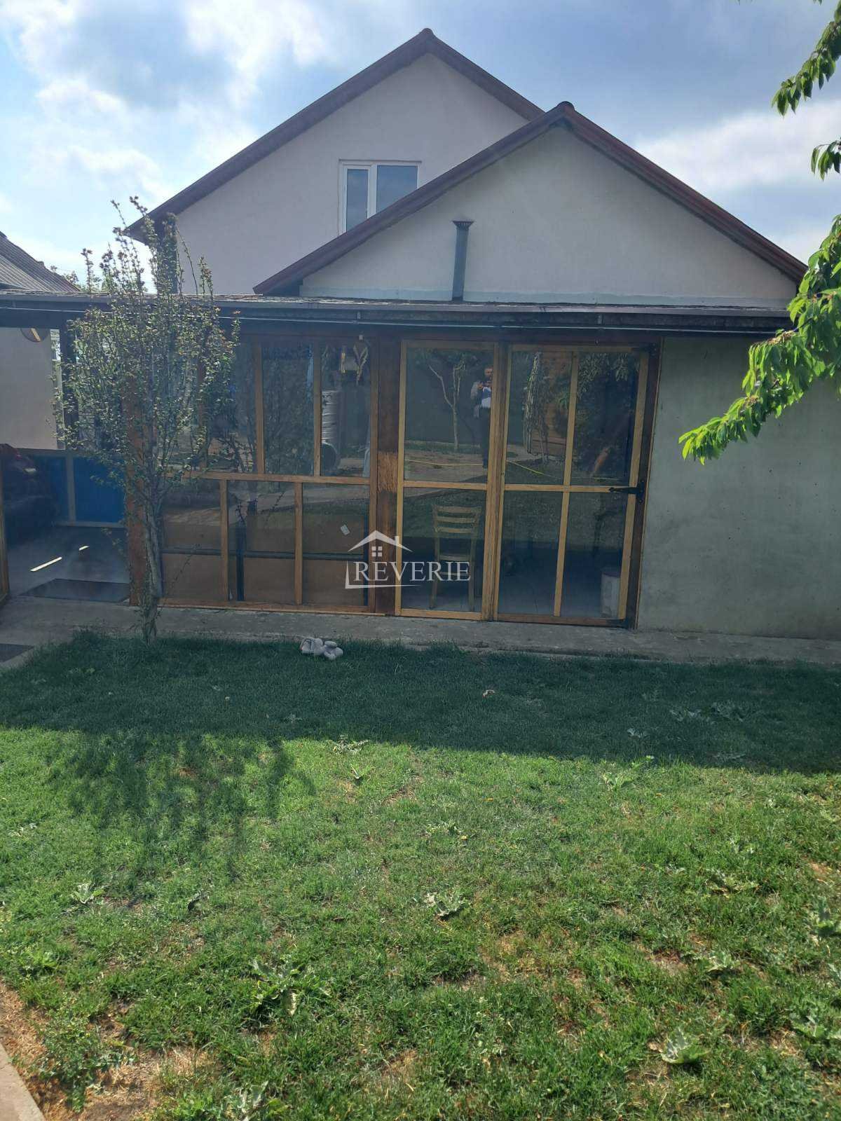 1-0-57642.  For Sale House Cahul,  Lapaevca 140000€