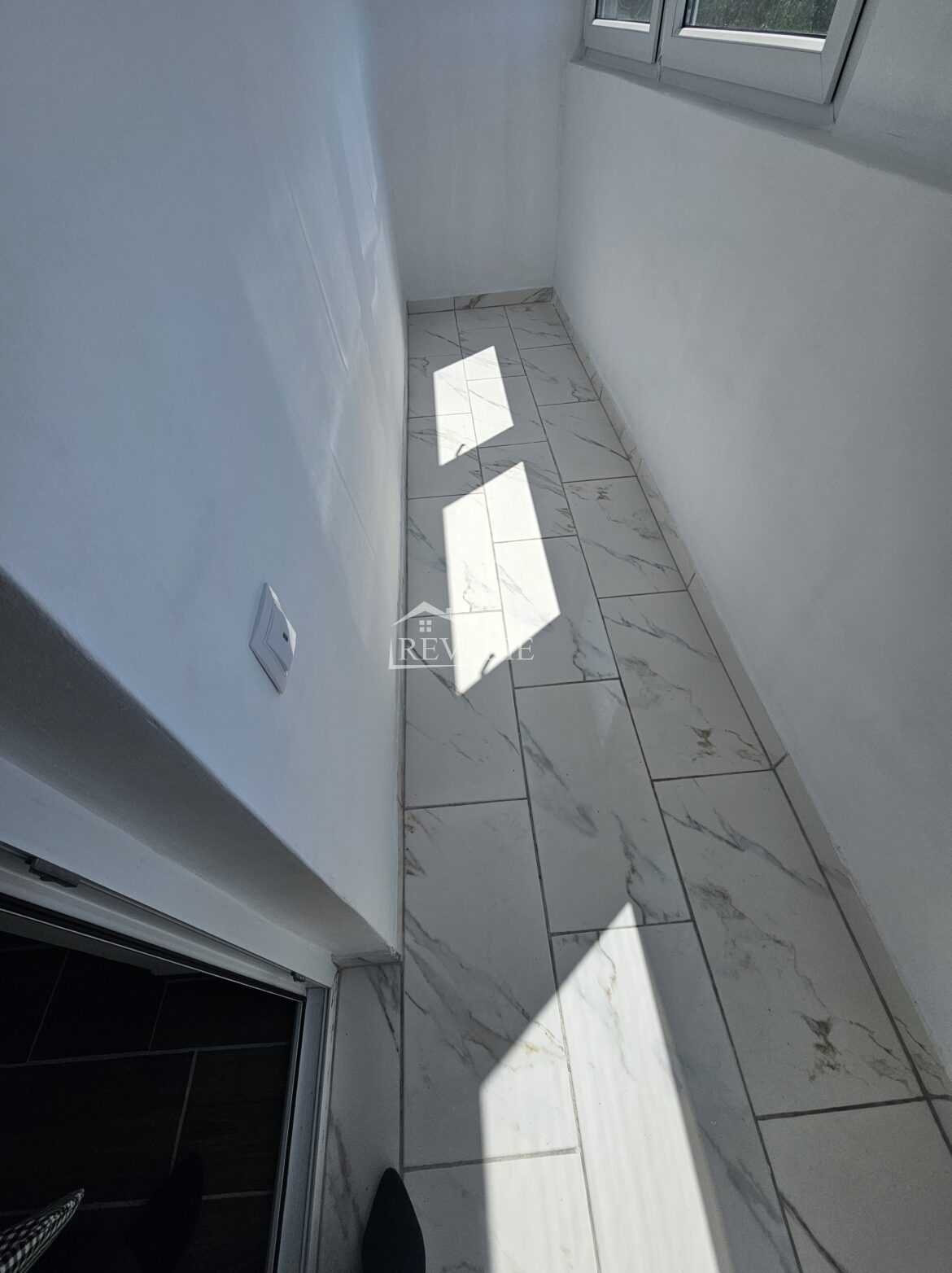 9-8-7-6-5-4-3-2-1-0-57887. Se vinde Apartament Cahul, Lapaevca 42500€