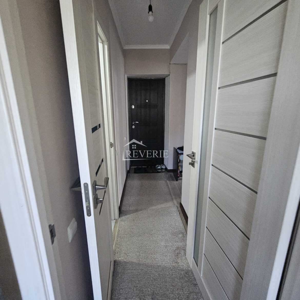 8-7-6-5-4-3-2-1-0-57930. Se vinde Apartament Cahul, Ghidro 55000€