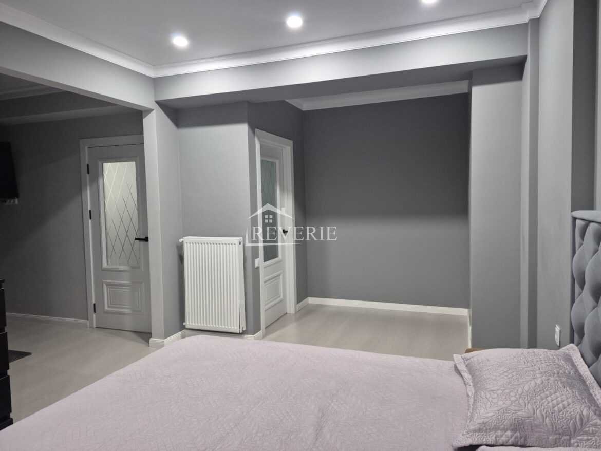 6-5-4-3-2-1-0-58009. Se vinde Apartament Cahul, Centru 130000€