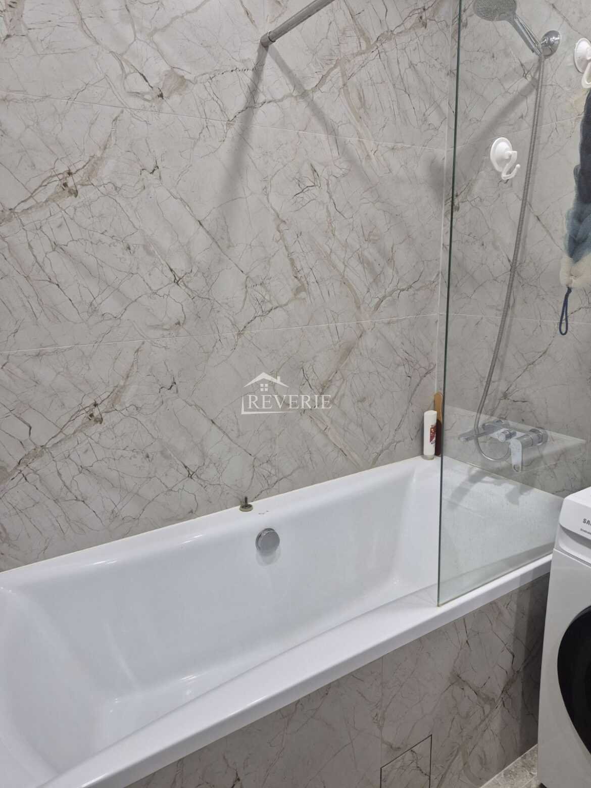 11-10-9-8-7-6-5-4-3-2-1-0-58009. Se vinde Apartament Cahul, Centru 130000€
