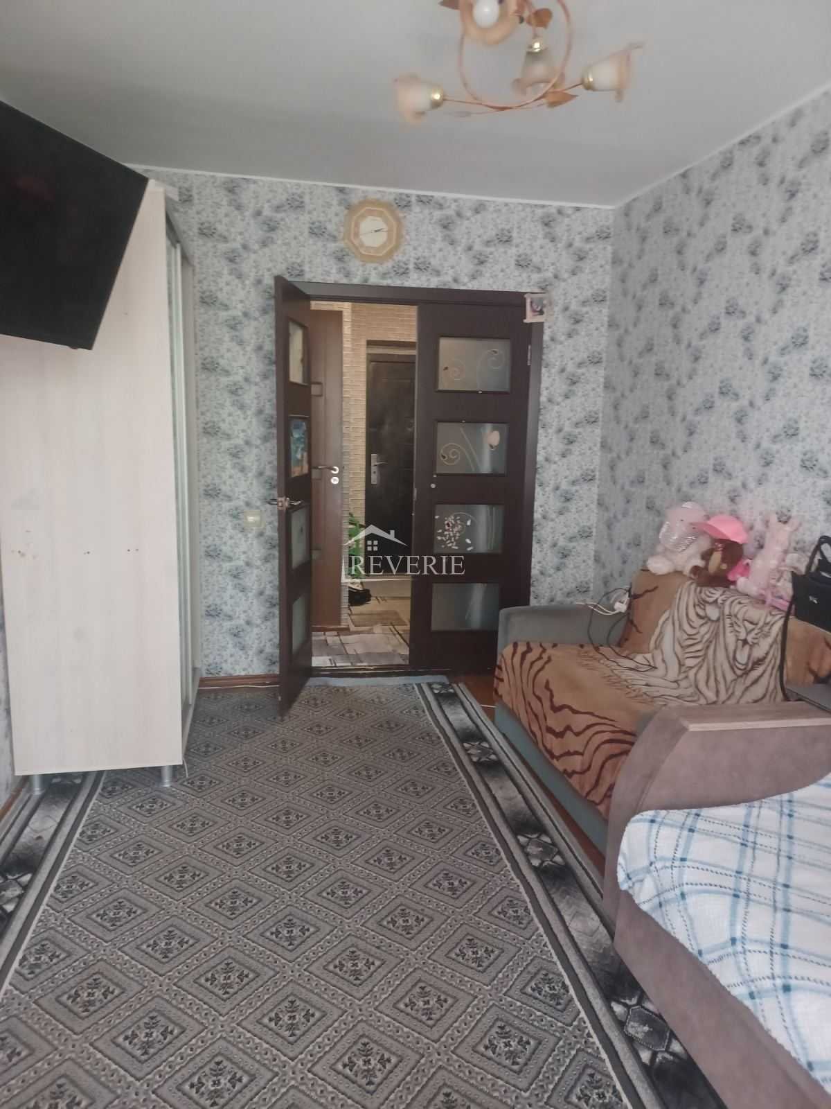 3-2-1-0-58077.  For Sale Apartment Cahul,  Center 46500€