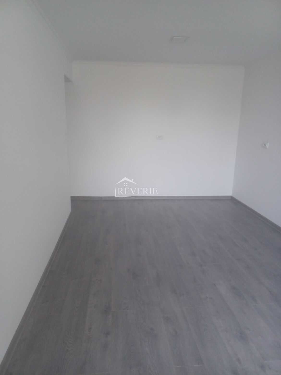 4-3-2-1-0-58095.  Продается Квартира Кахул,  Центр 77000€