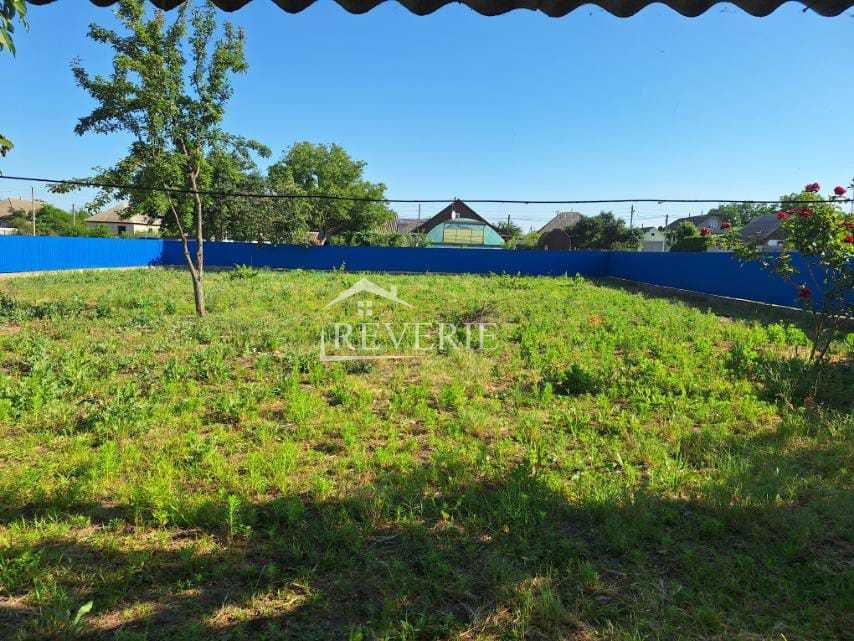 10-9-8-7-6-5-4-3-2-1-0-58132.  Se vinde Casă Pășcani 36000€