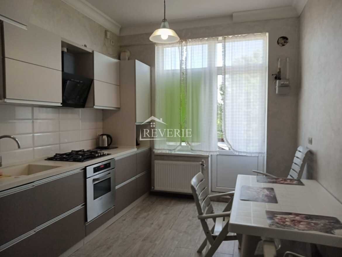 5-4-3-2-1-0-58152.  Продается Квартира Кахул,  Центр 125000€