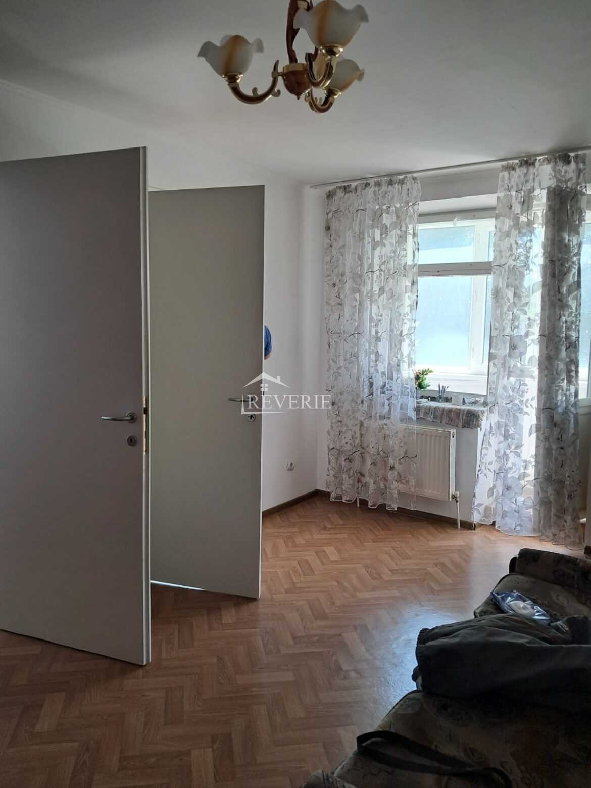 3-2-1-0-58264.  For Sale Apartment Cahul,  Center 55000€