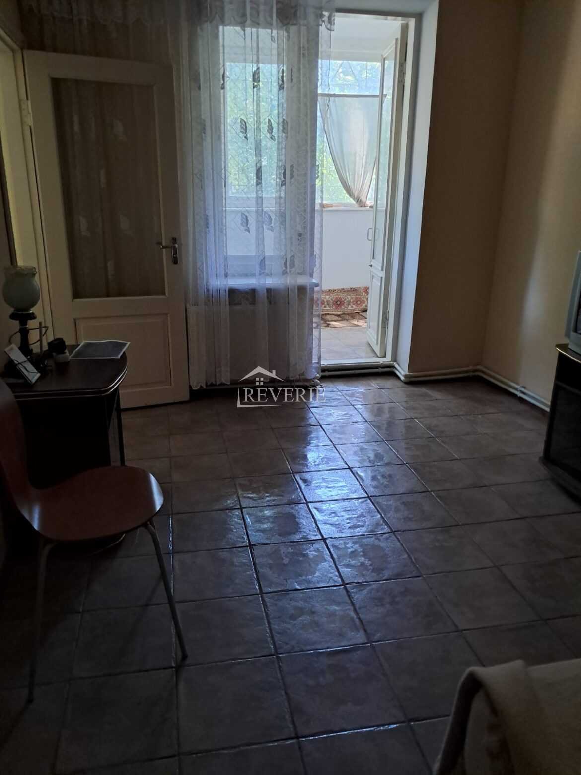 2-1-0-58272.  Se vinde Apartament Cahul,  Centru 46000€
