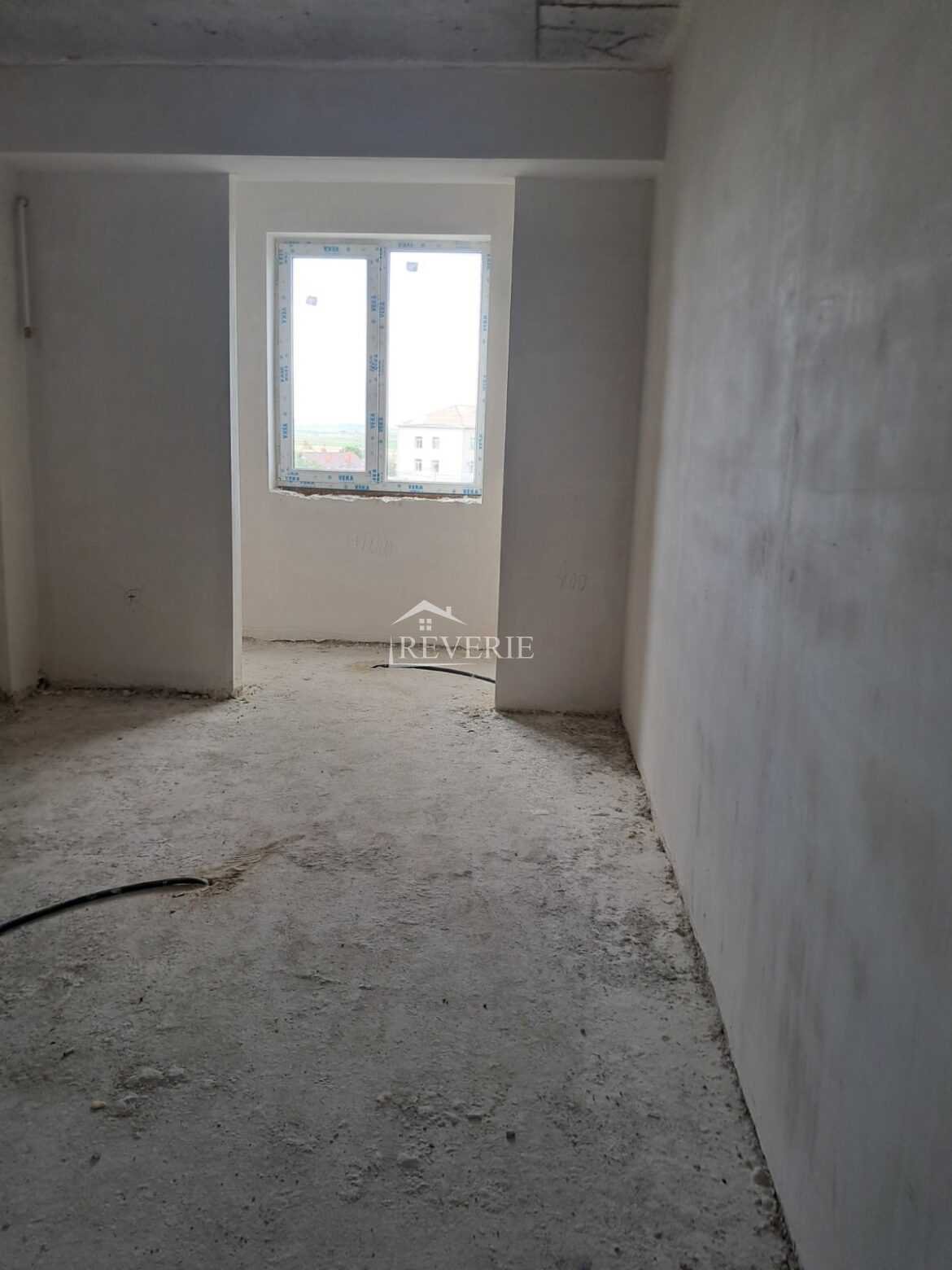 10-9-8-7-6-5-4-3-2-1-0-58360.  Se vinde Apartament Cahul,  Centru 62000€