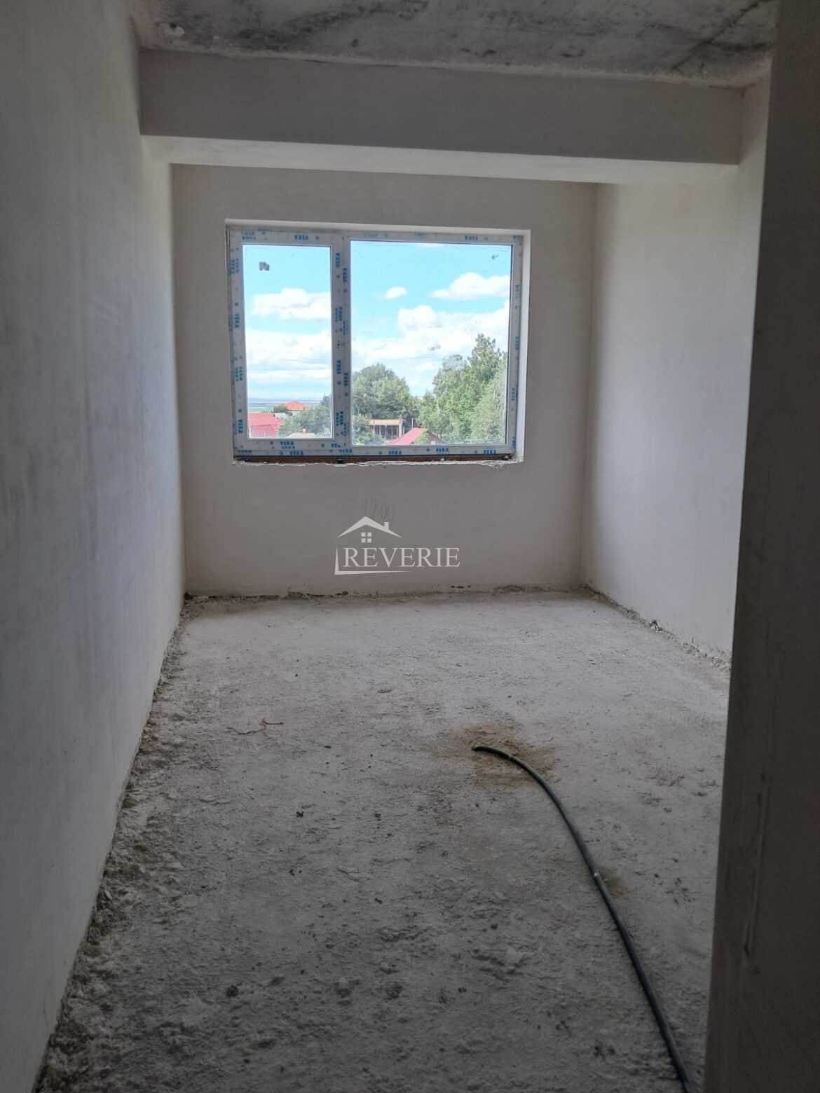 14-13-12-11-10-9-8-7-6-5-4-3-2-1-0-58360.  Se vinde Apartament Cahul,  Centru 62000€