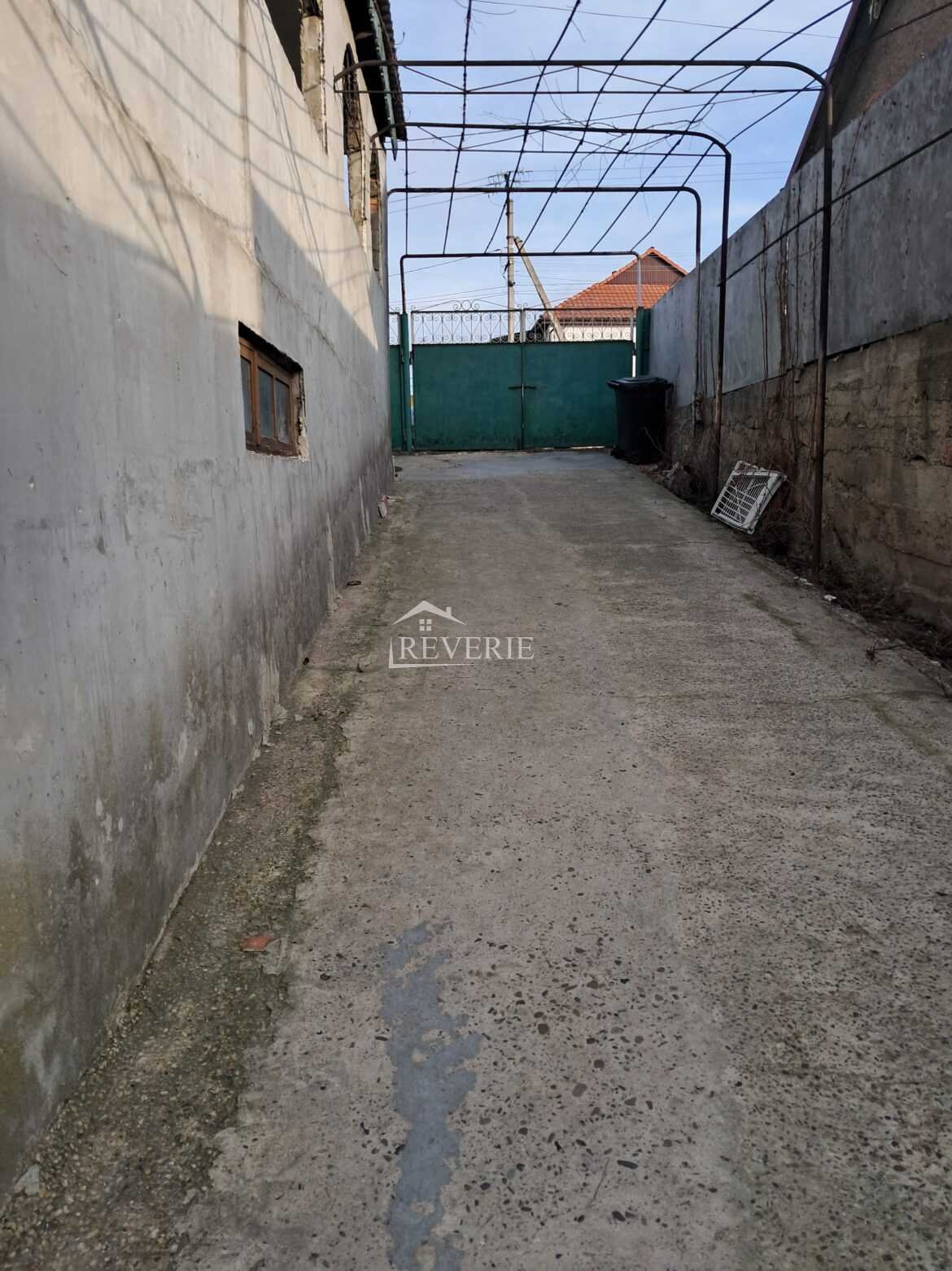 18-17-16-15-14-13-12-11-10-9-8-7-6-5-4-3-2-1-0-58423.  Se vinde Casă Cahul,  Spirin 68000€