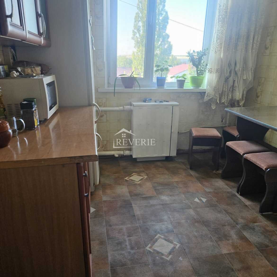 3-2-1-0-58458.  Продается Квартира Кахул,  Спирин 45000€