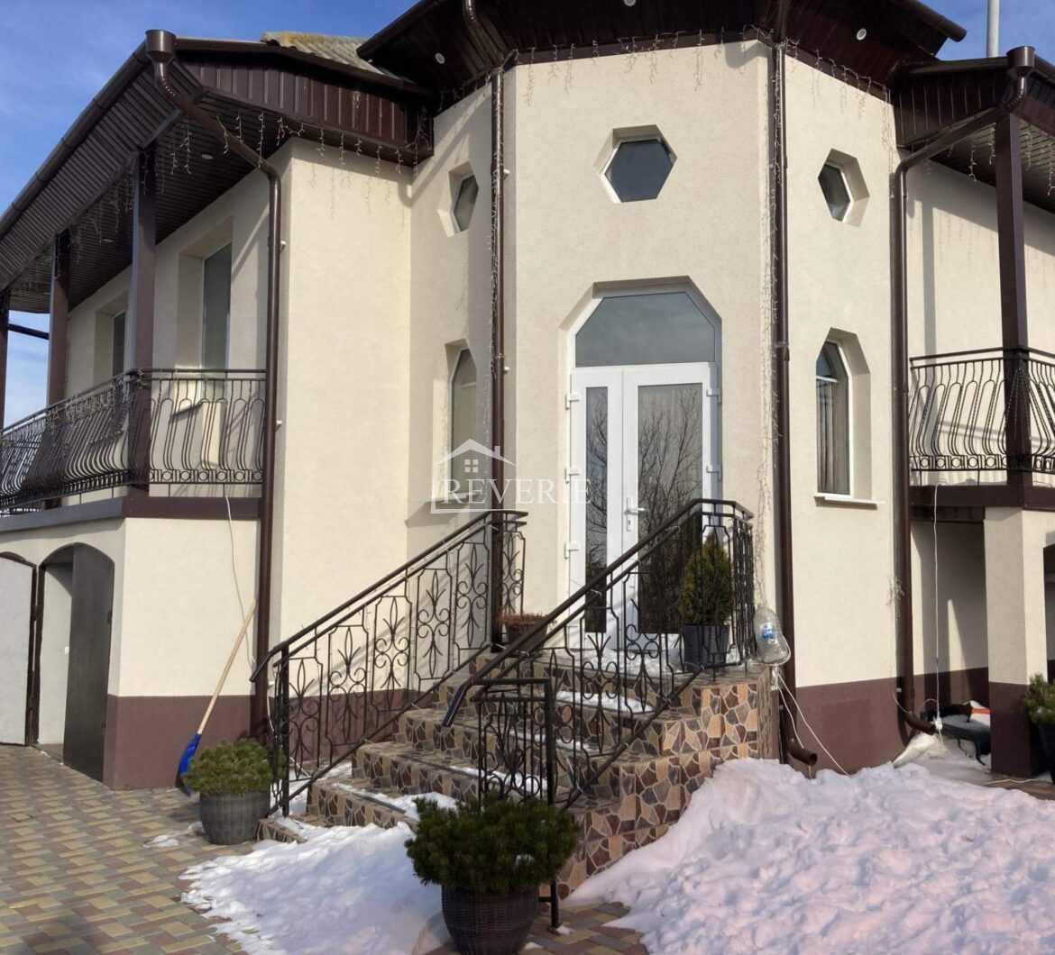 2-1-0-58510.  Se vinde Casă Cahul,  Centru 139000€