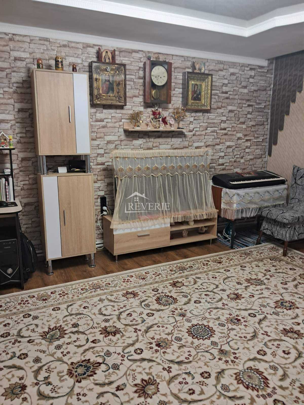 14-13-12-11-10-9-8-7-6-5-4-3-2-1-0-58619.  Продается Дом Кахул,  Центр 95000€