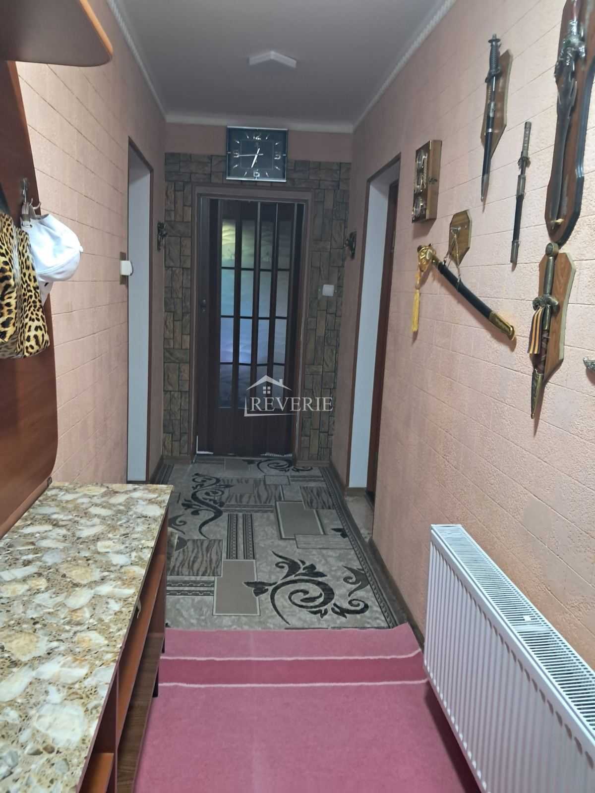 23-22-21-20-19-18-17-16-15-14-13-12-11-10-9-8-7-6-5-4-3-2-1-0-58619.  Продается Дом Кахул,  Центр 95000€