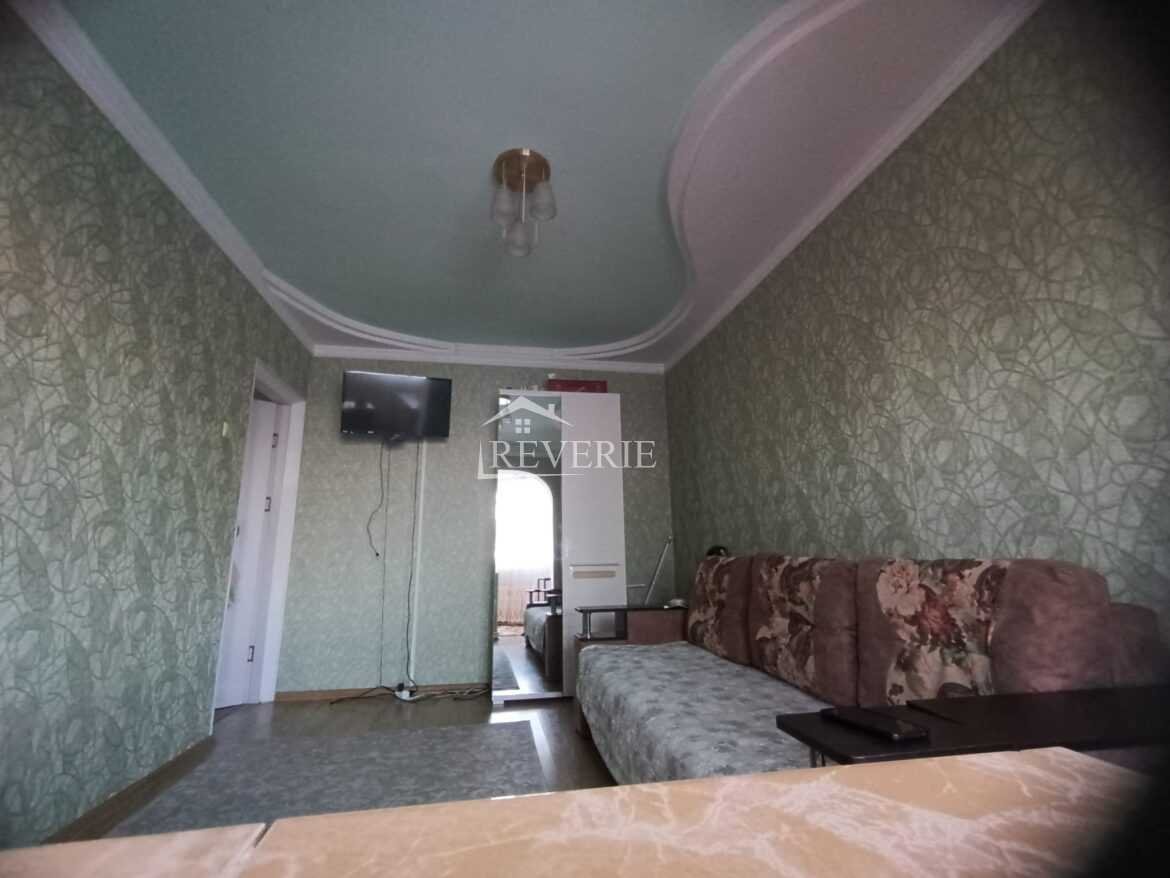 1-0-58676.  Продается Квартира Кахул,  Центр 75000€