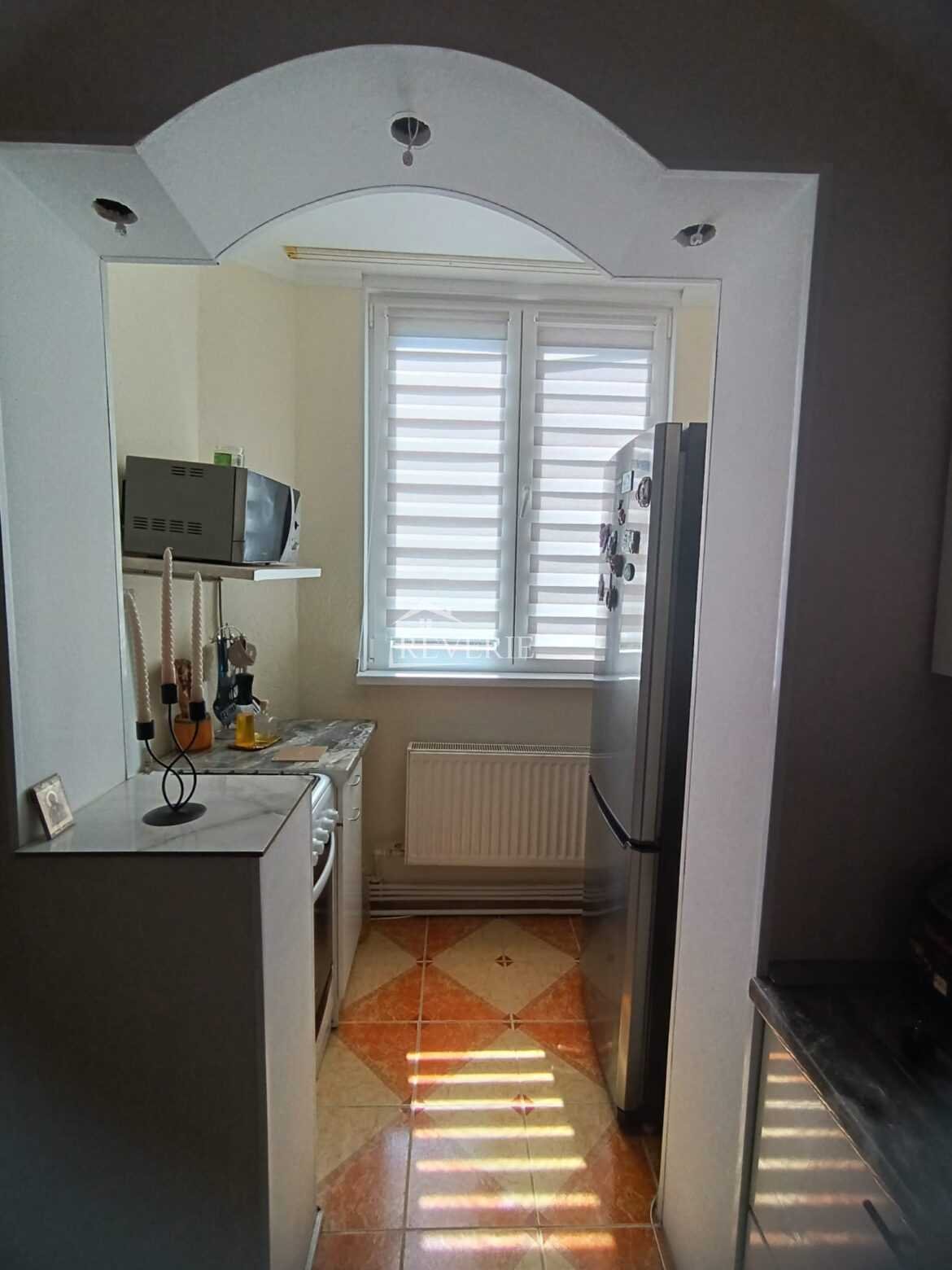 4-3-2-1-0-58676.  Продается Квартира Кахул,  Центр 75000€