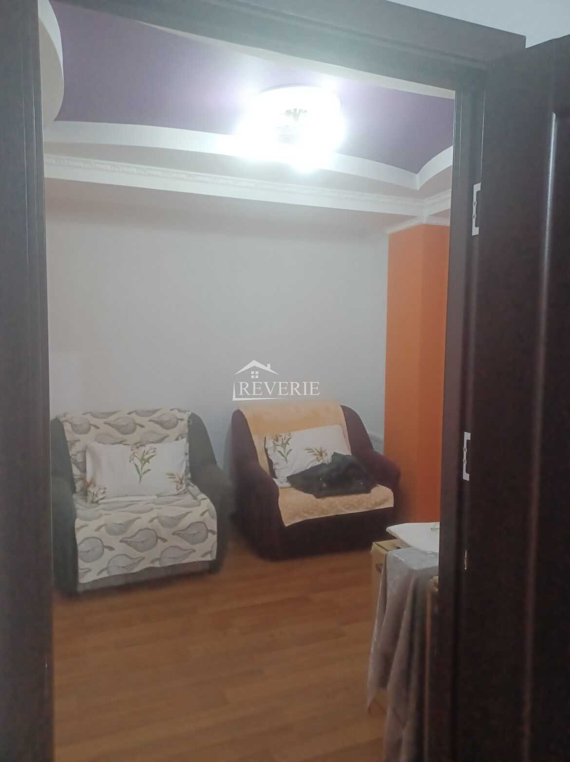 9-8-7-6-5-4-3-2-1-0-58713.  Продается Квартира Кахул,  Центр 115000€