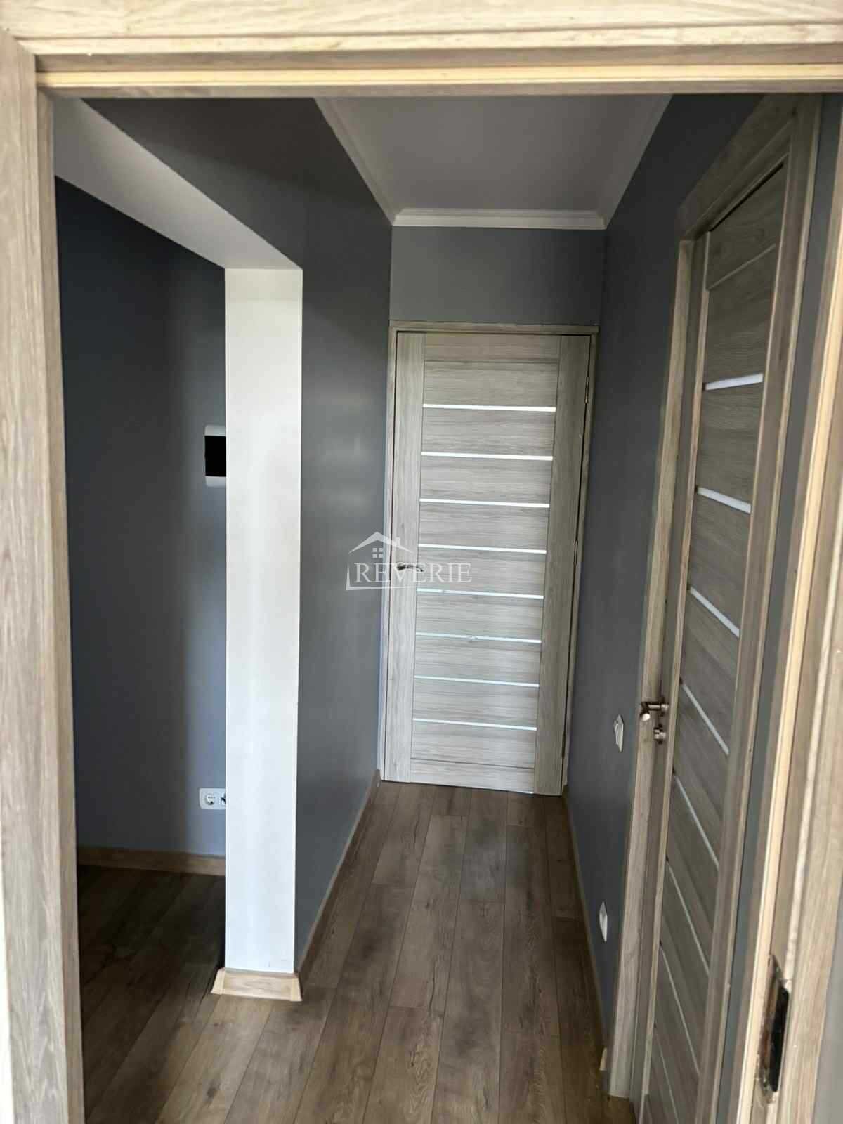 8-7-6-5-4-3-2-1-0-58843.  Продается Квартира Кахул,  Центр 81500€
