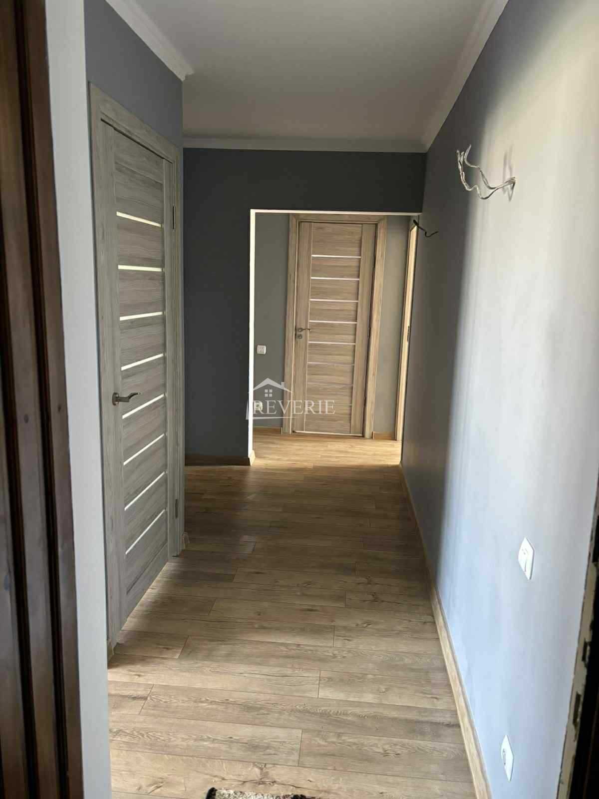 6-5-4-3-2-1-0-58843.  Продается Квартира Кахул,  Центр 81500€
