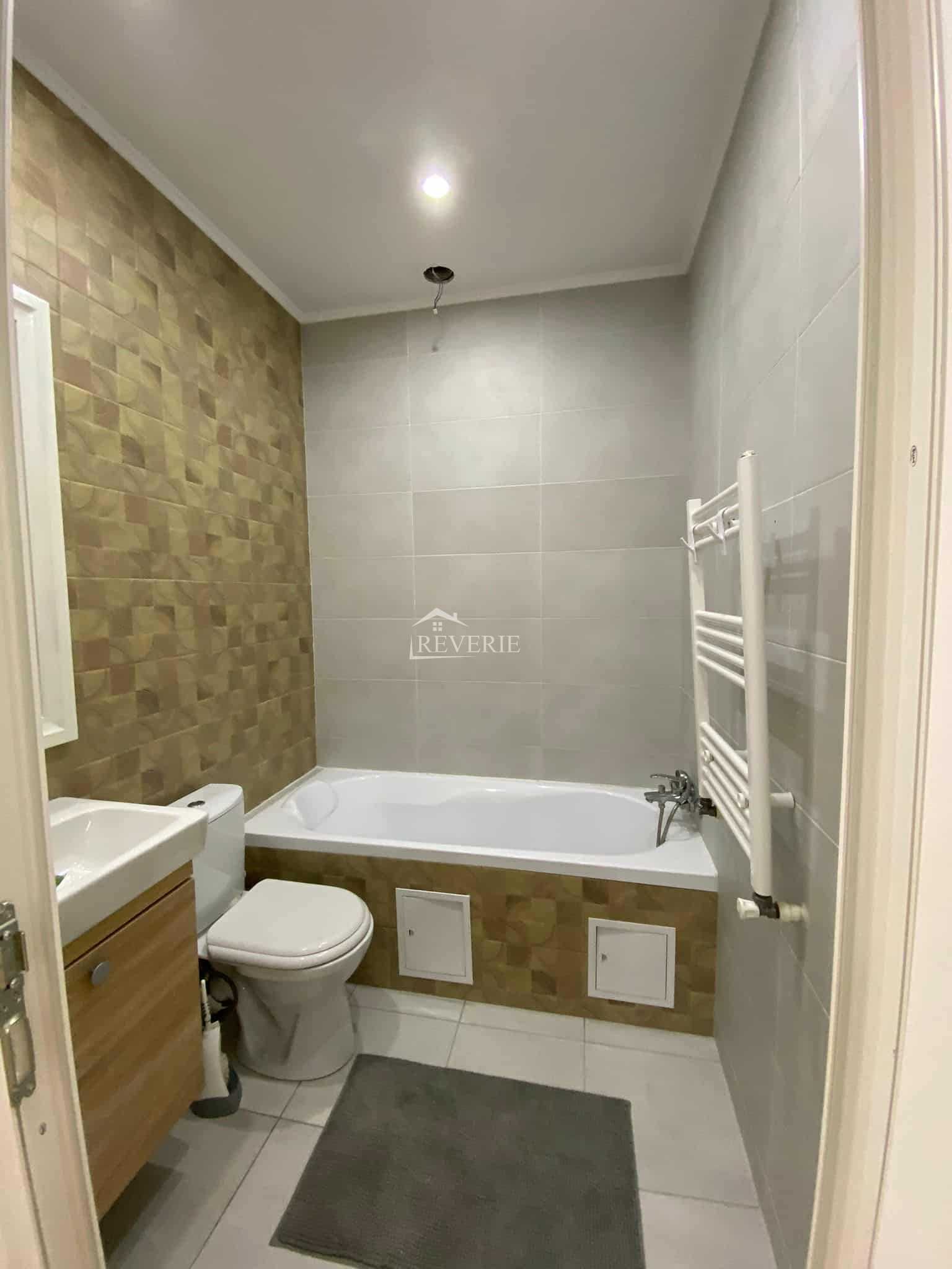 5-4-3-2-1-0-58959.  Продается Квартира Кахул,  Центр 57500€