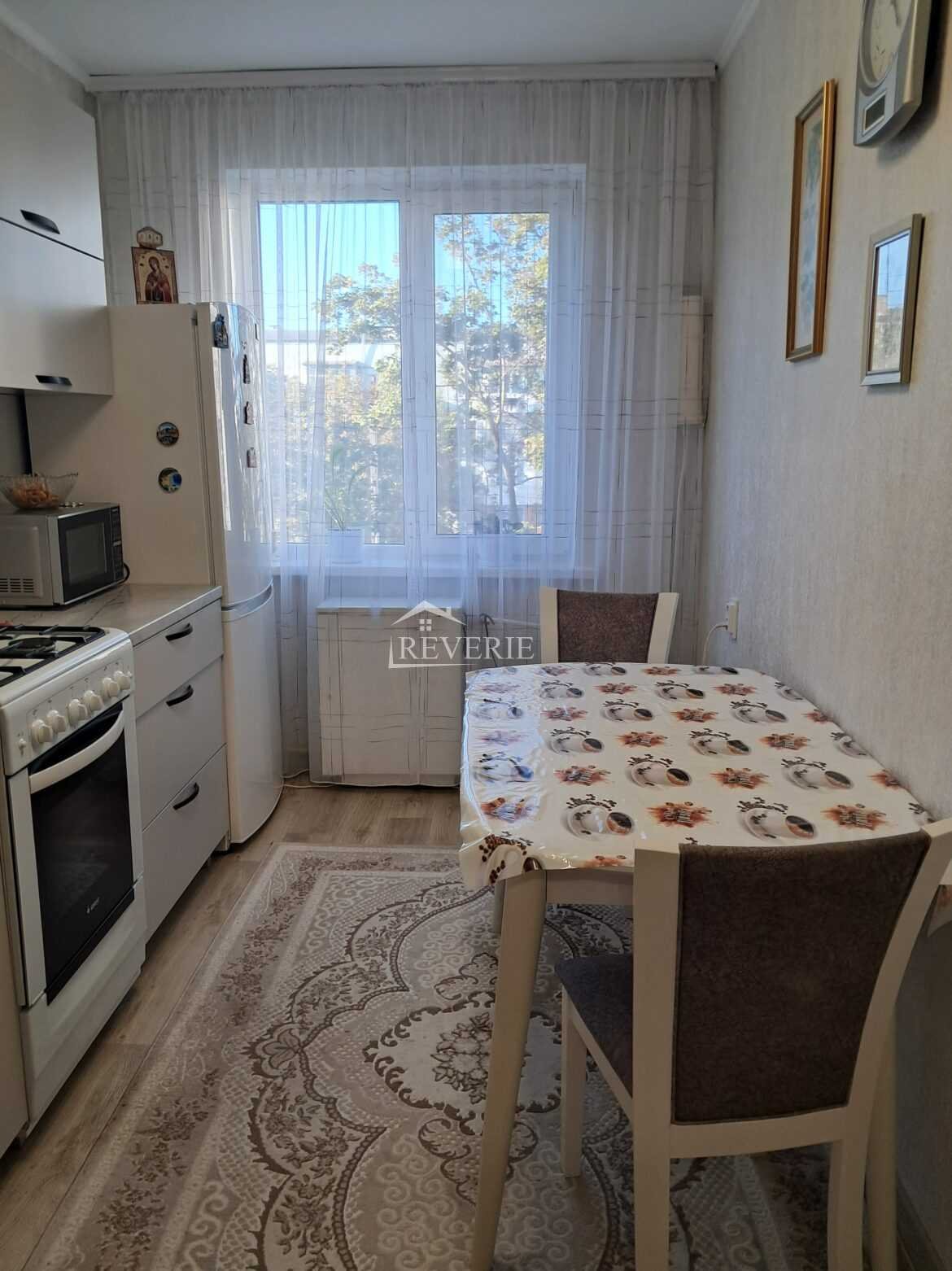 2-1-0-59018.  For Sale Apartment Cahul,  Spirin 70000€