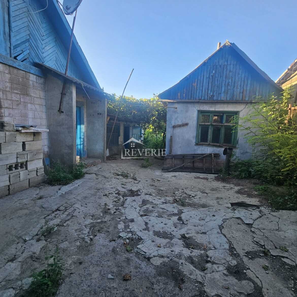 1-0-59059. For Sale Half House Cahul, Center 38000€