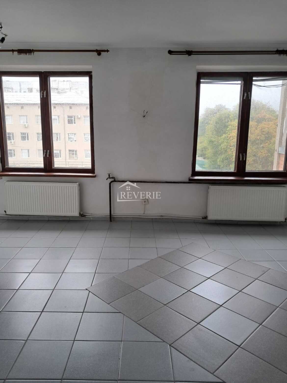 5-4-3-2-1-0-59119.  For Sale Apartment Cahul,  Center 70000€