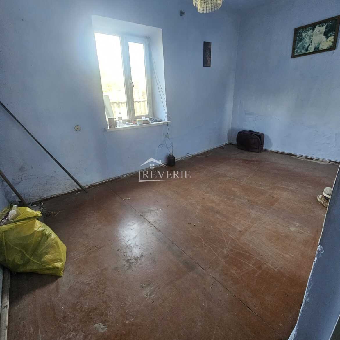 6-5-4-3-2-1-0-59131. For Sale Ground-level apartment Cahul, Valincea 24000€
