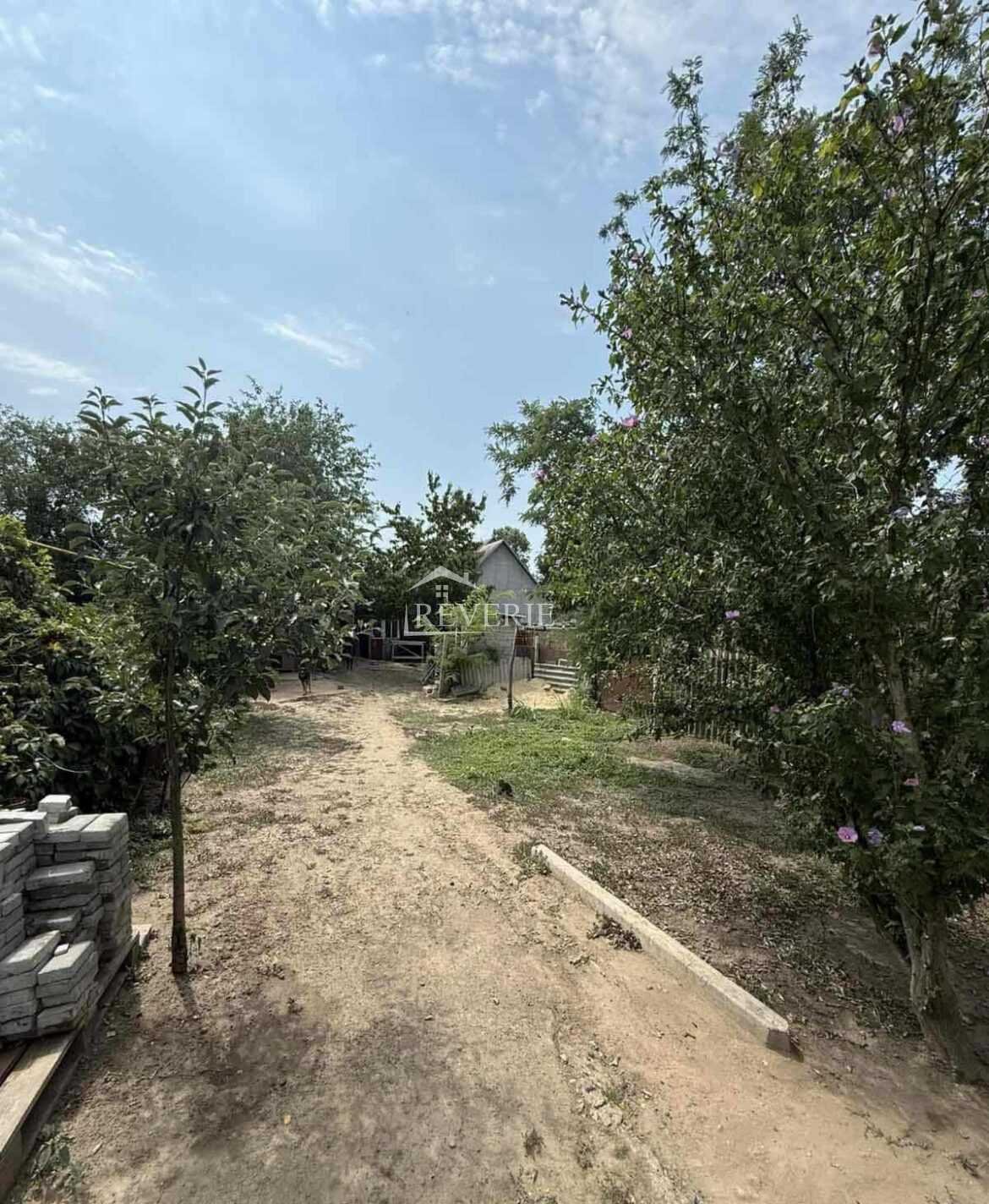 8-7-6-5-4-3-2-1-0-59214.  For Sale Half House Cahul,  Valincea 41000€