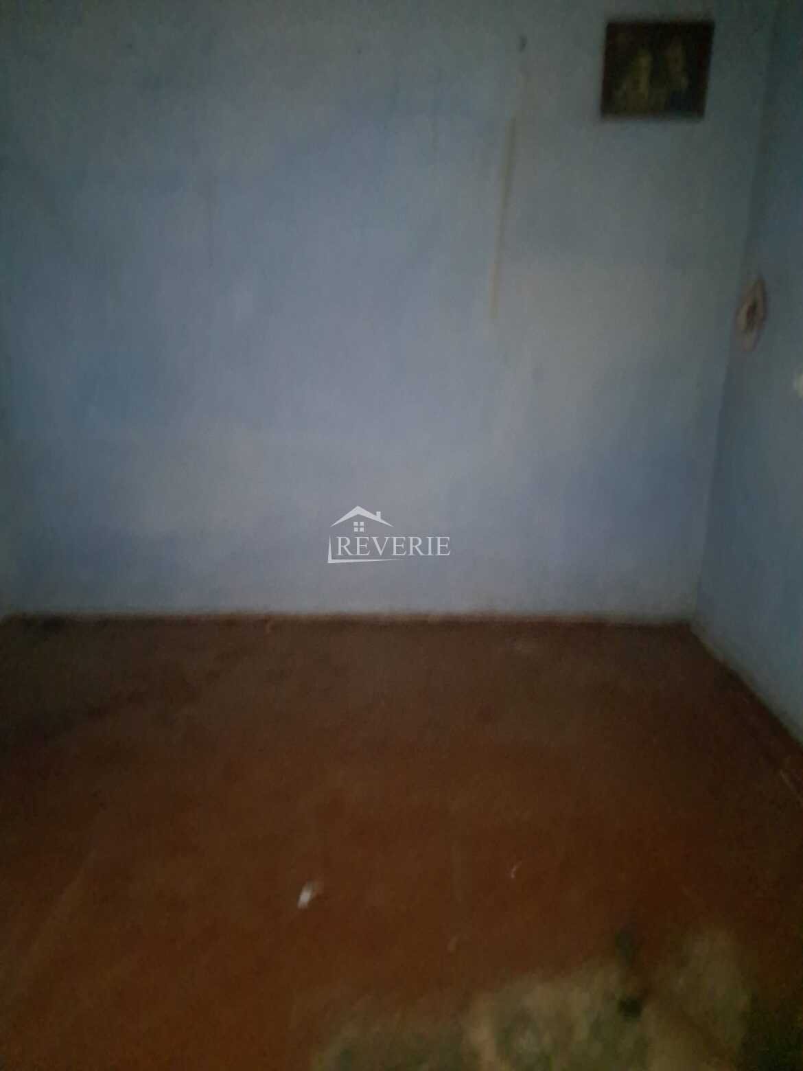 11-10-9-8-7-6-5-4-3-2-1-0-59131. For Sale Ground-level apartment Cahul, Valincea 24000€
