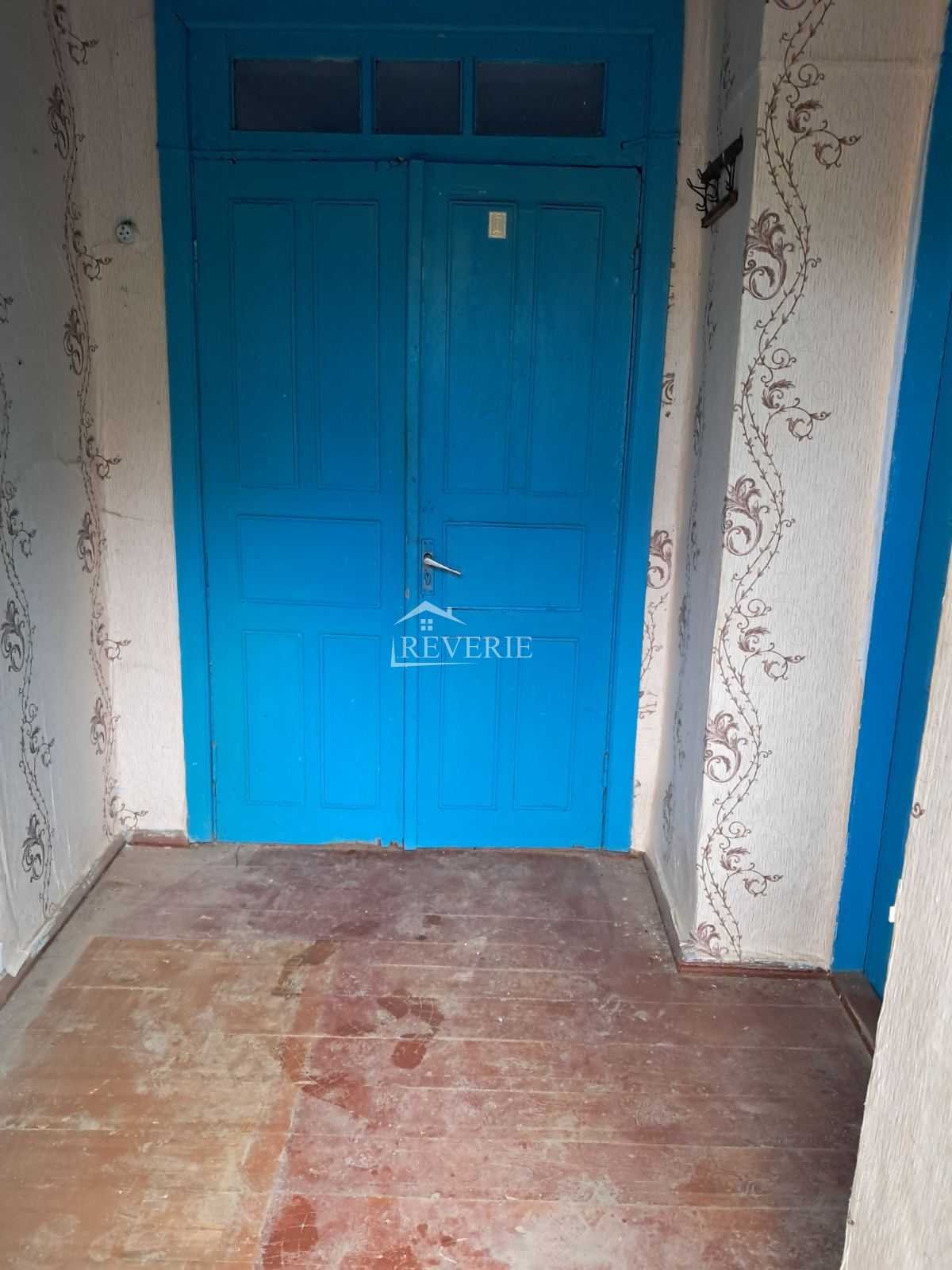 17-16-15-14-13-12-11-10-9-8-7-6-5-4-3-2-1-0-59131. For Sale Ground-level apartment Cahul, Valincea 24000€