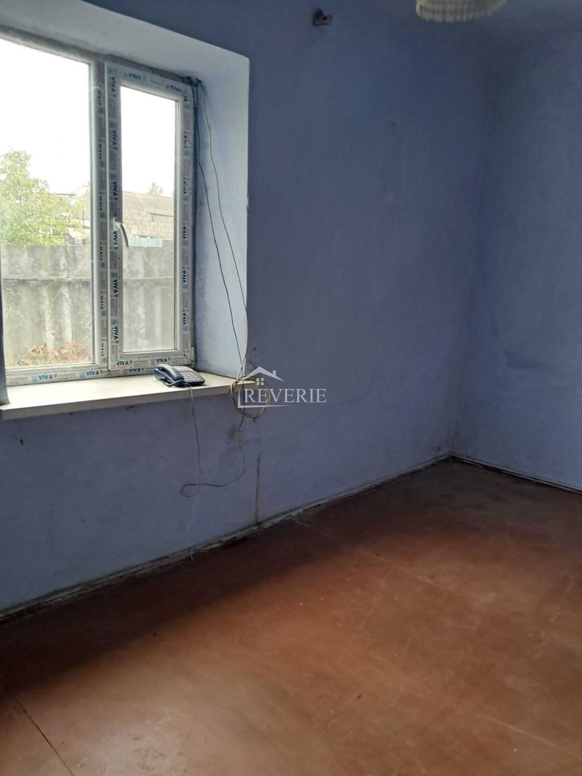 20-19-18-17-16-15-14-13-12-11-10-9-8-7-6-5-4-3-2-1-0-59131. For Sale Ground-level apartment Cahul, Valincea 24000€
