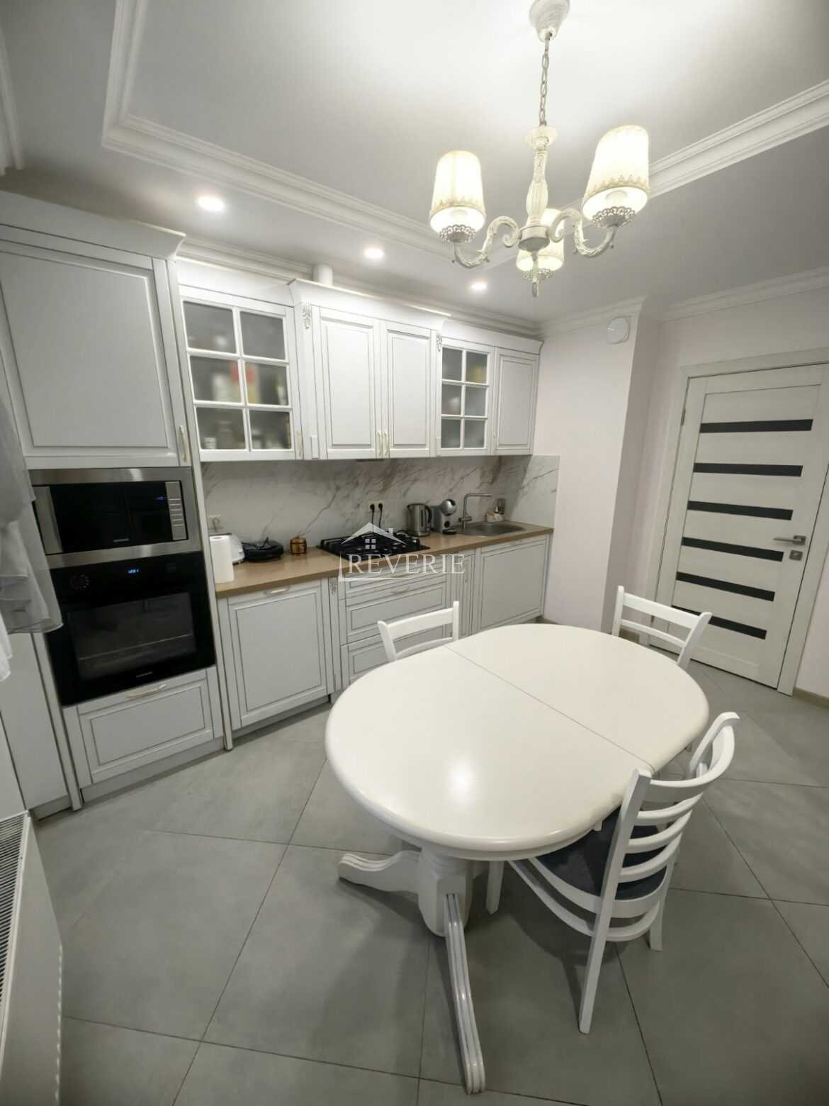 7-6-5-4-3-2-1-0-59246. Se vinde Apartament Cahul, Jubileu 115000€