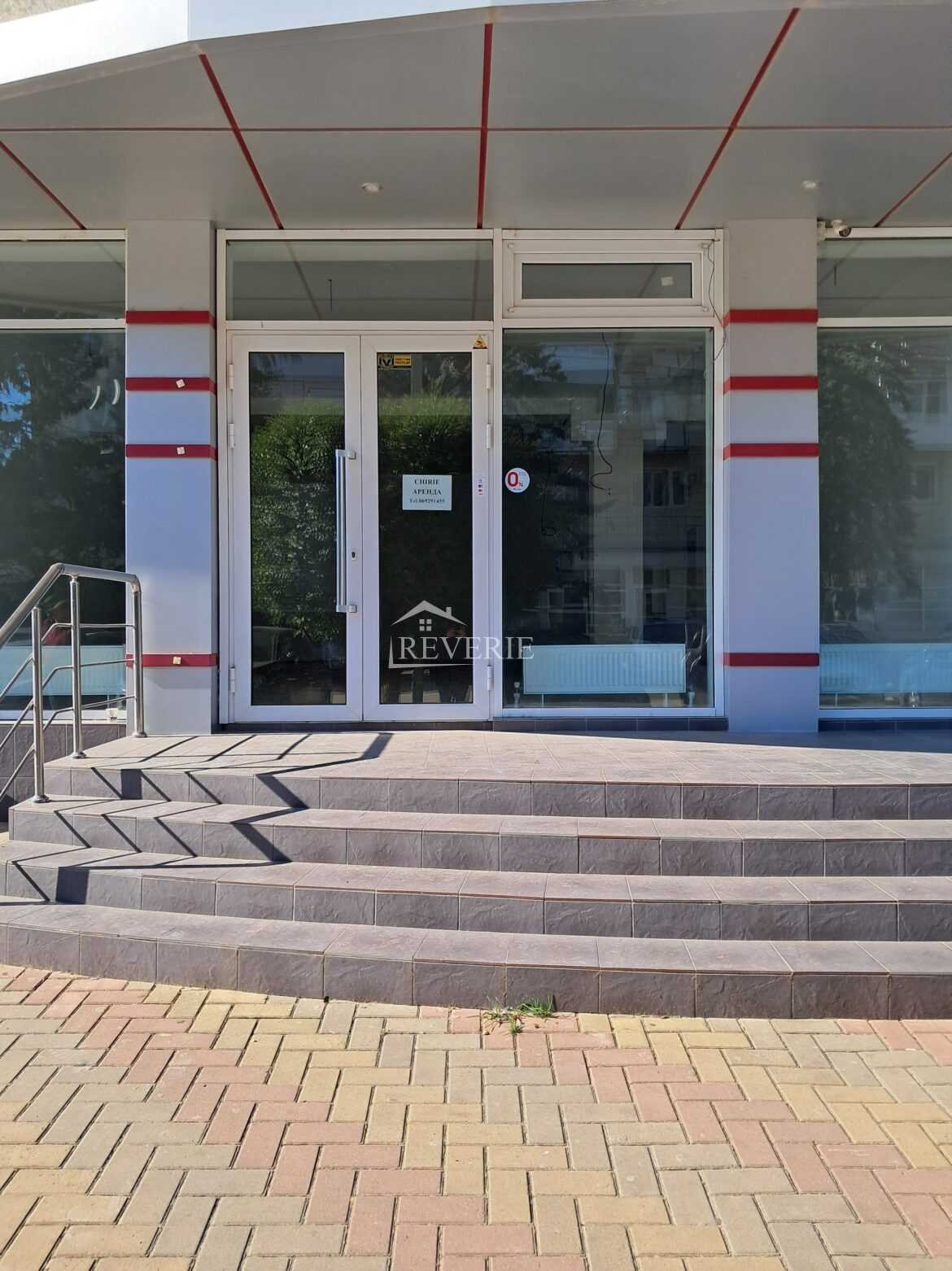 5-4-3-2-1-0-59356.  Сдается в аренду Офис Кахул,  Центр 900€ в месяц