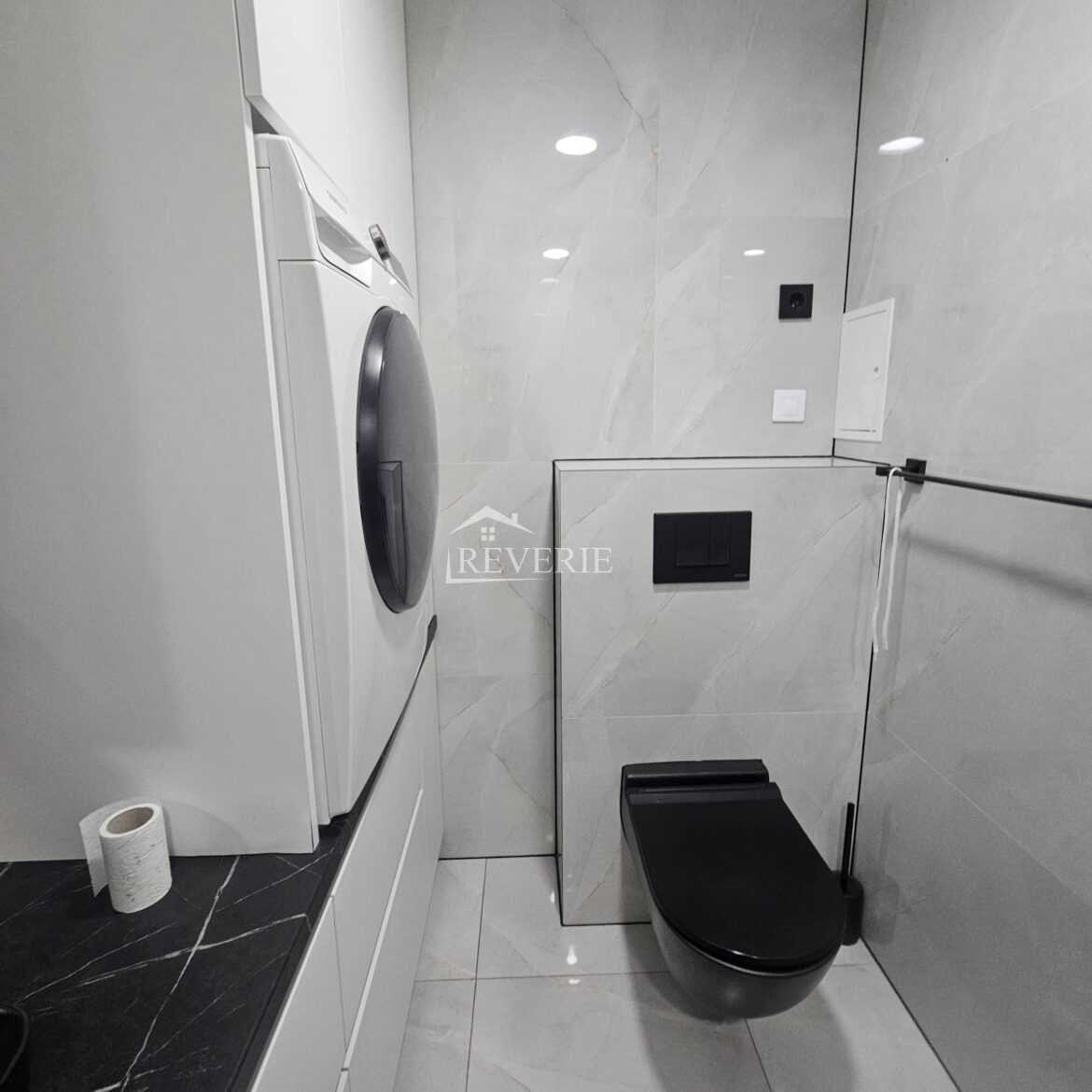 10-9-8-7-6-5-4-3-2-1-0-59379.  For Sale Apartment Cahul,  Center 110000€