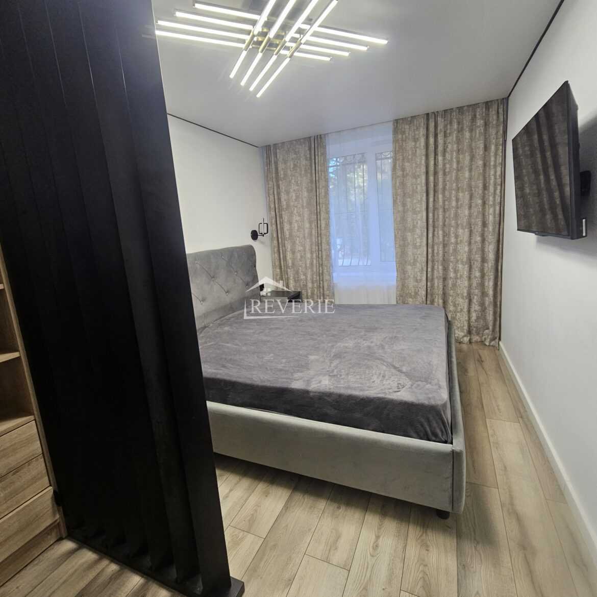 8-7-6-5-4-3-2-1-0-59379.  For Sale Apartment Cahul,  Center 110000€