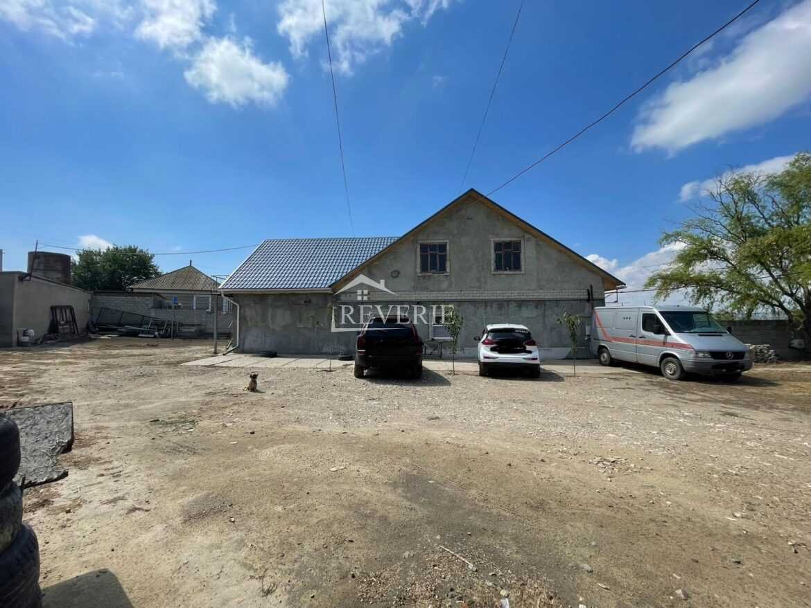 6-5-4-3-2-1-0-59445.  Se dă în Chirie Comercial Crihana Veche 3€ в месяц