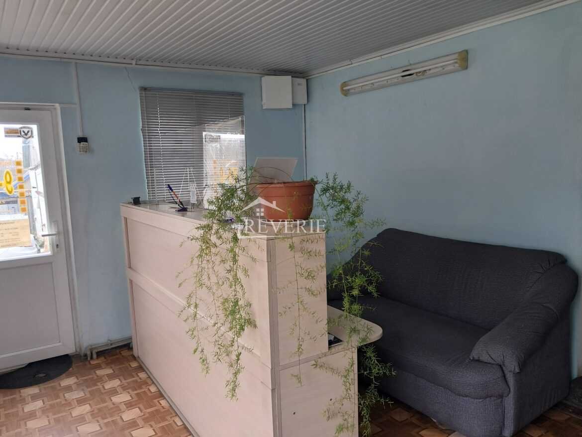 8-7-6-5-4-3-2-1-0-59466.  Se dă în Chirie Comercial Cahul,  Centru 2500€ в месяц