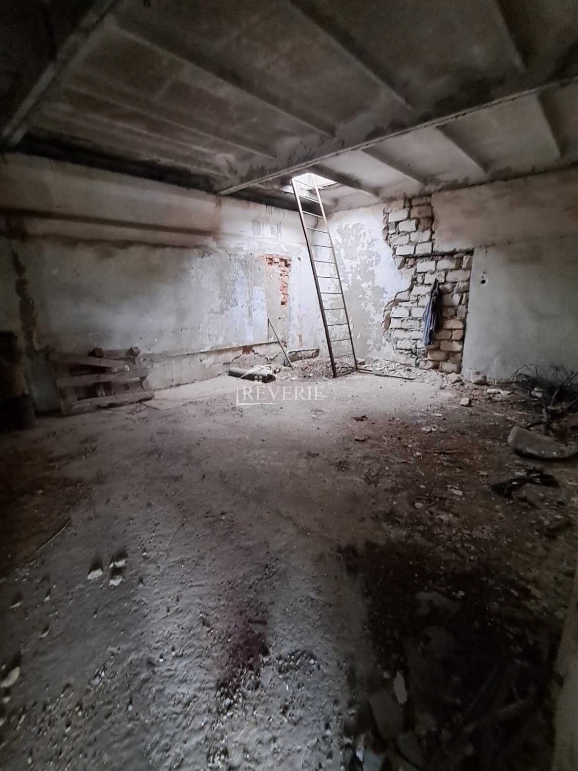 8-7-6-5-4-3-2-1-0-59506.  Продается Коммерция Кахул,  Липованка 125000€