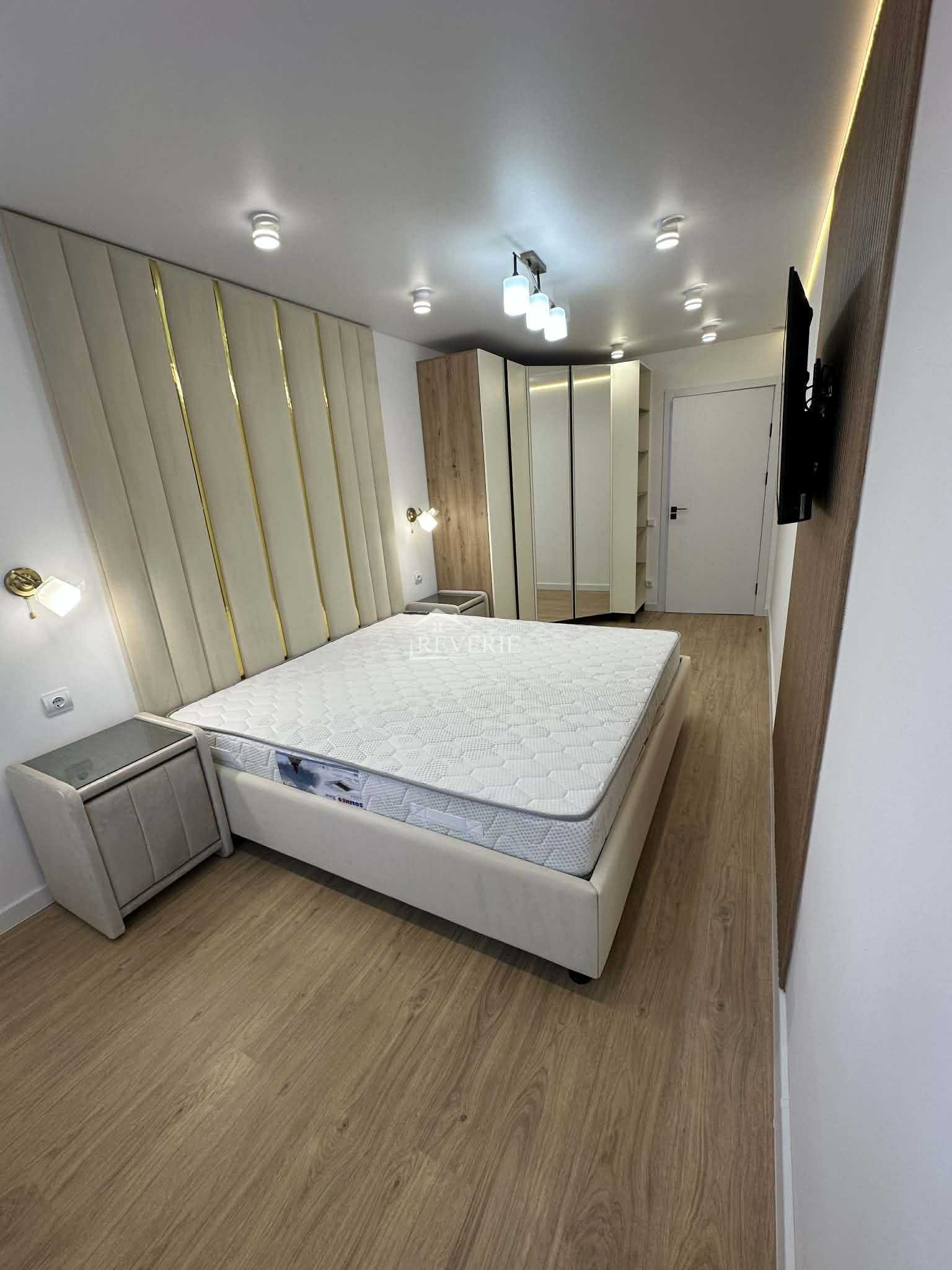 4-3-2-1-0-59586.  Se vinde Apartament Cahul,  Centru 115000€